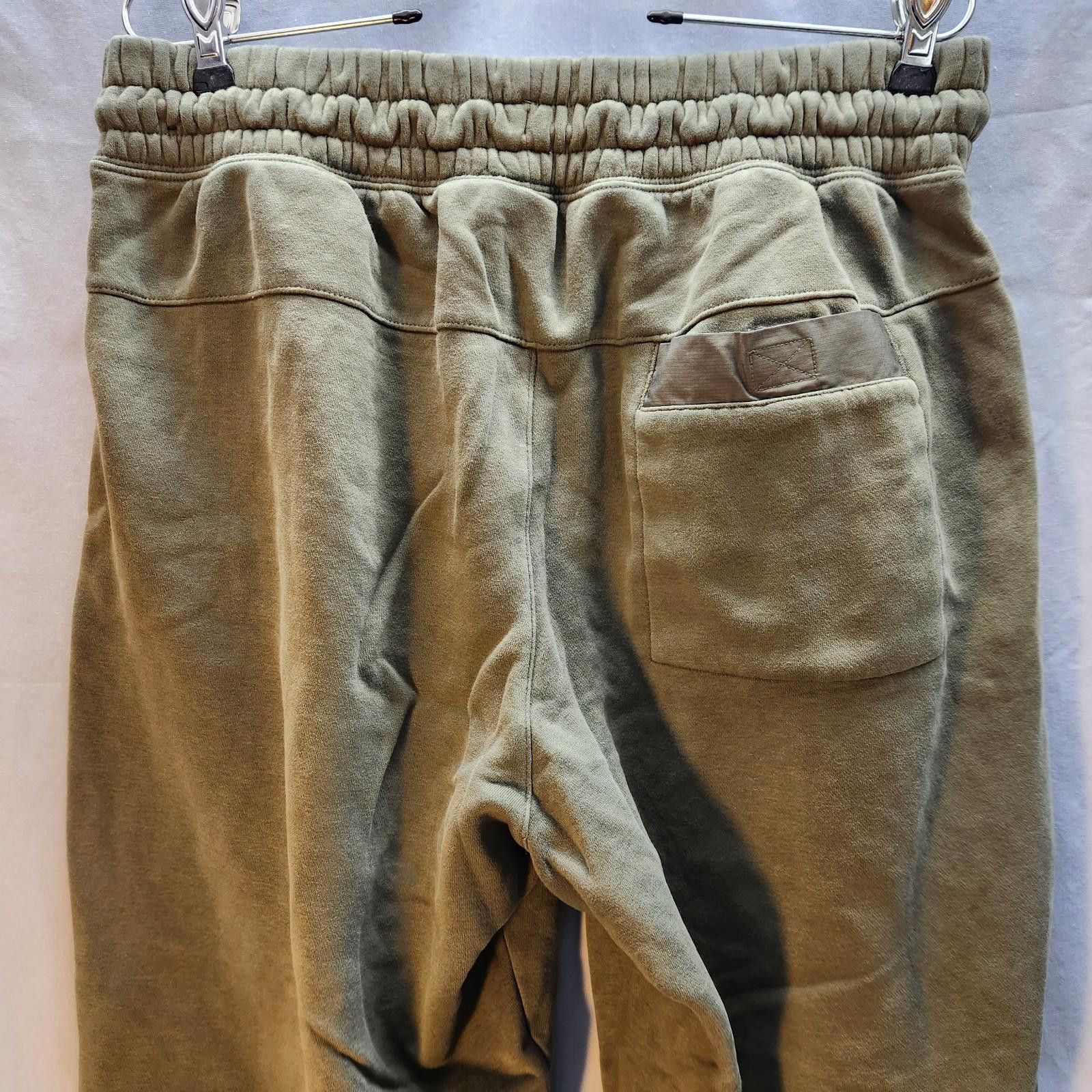 Nike Nike Air Tech Fleece Jogger Sweatpants Olive Green Size XL Size US 36 / EU 52 - 7 Thumbnail