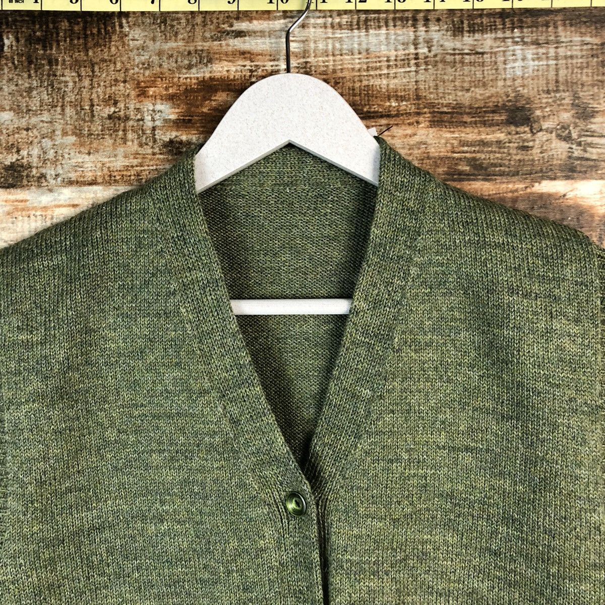 Japanese Brand Japanese Brand vintage Green Vest Knitwear #A2490 Size US S / EU 44-46 / 1 - 4 Thumbnail