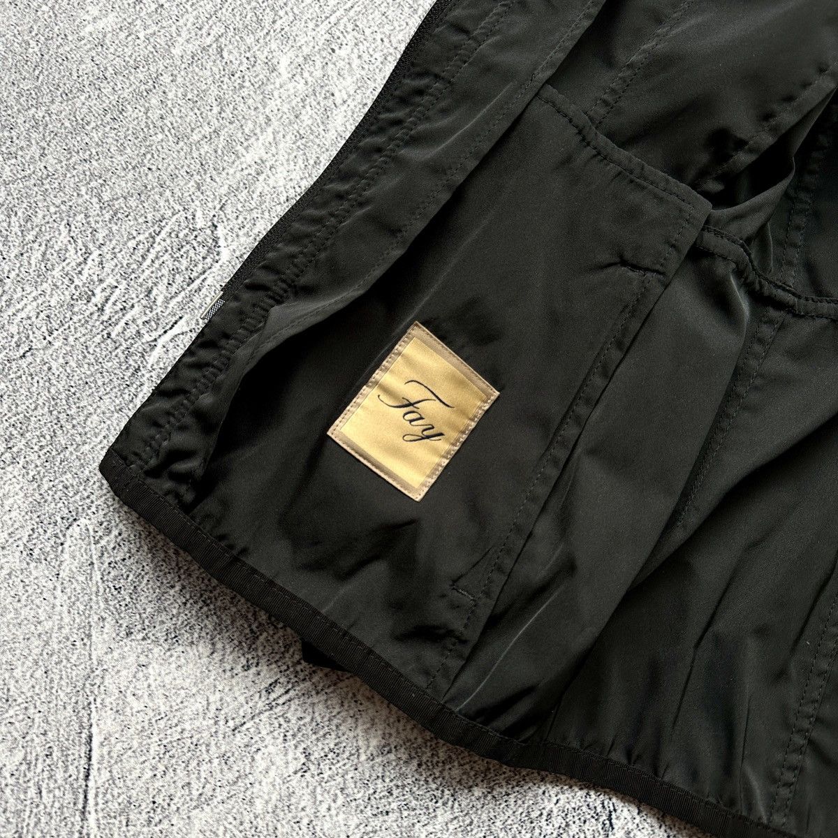Fay Luxury Women’s Jacket Lampo Fay Full Zip Black RRP - 600$ Size M / US 6-8 / IT 42-44 - 13 Thumbnail