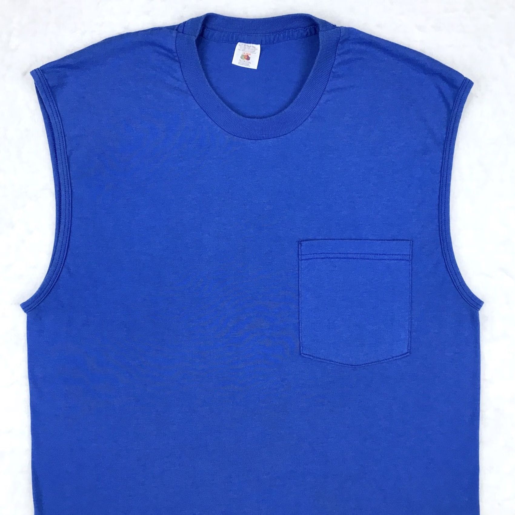 Fruit Of The Loom VINTAGE fruit of the loom T-Shirt Men XS? Size US M / EU 48-50 / 2 - 4 Thumbnail