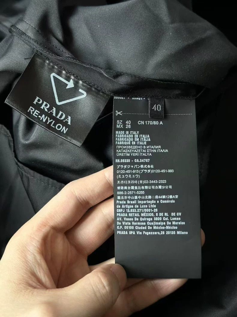 Prada Prada Strap skirt 2502-Nextarrow Size 37" - 4 Thumbnail
