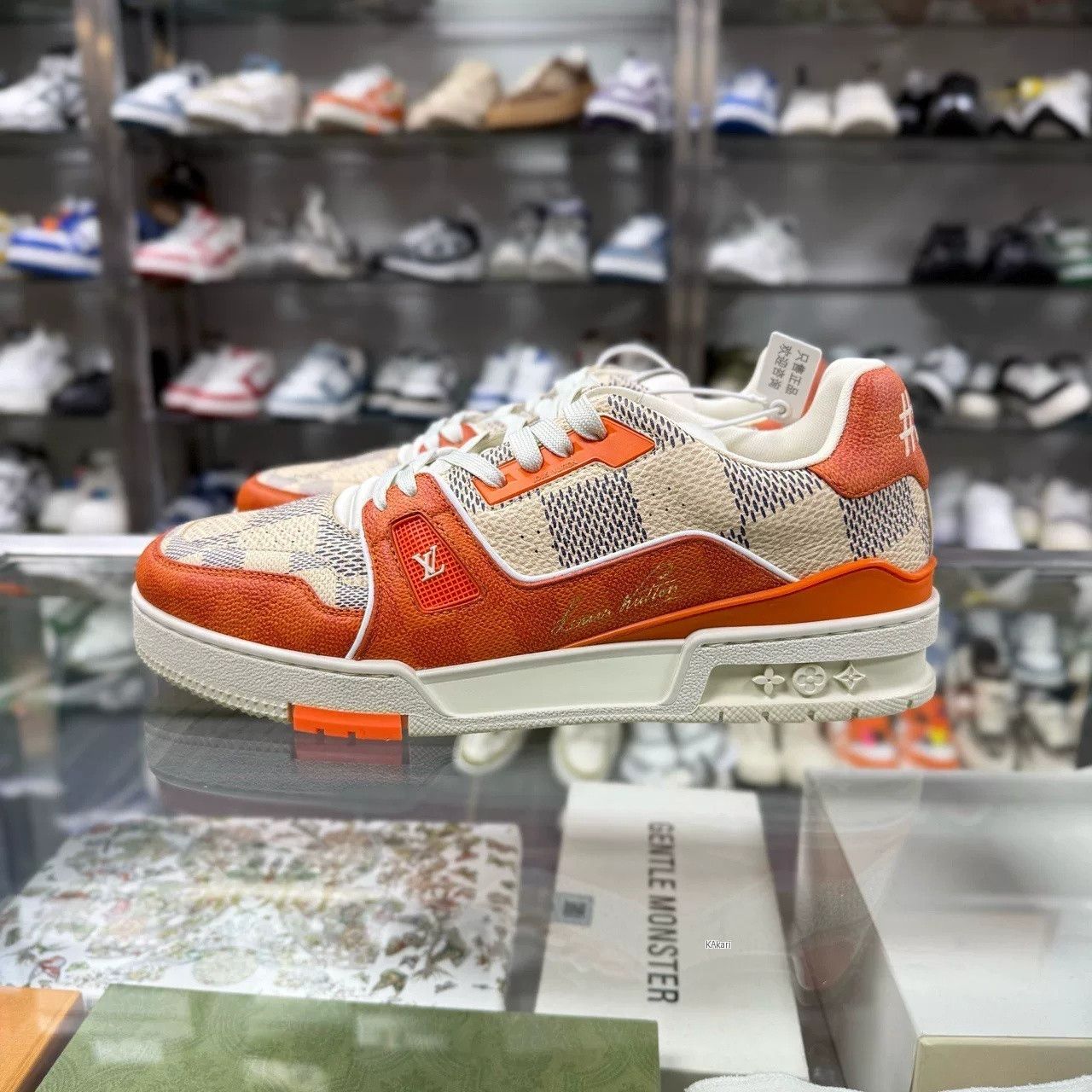 Louis Vuitton LV TRAINER Checkerboard Orange Size US 9 / EU 42 - 3 Thumbnail
