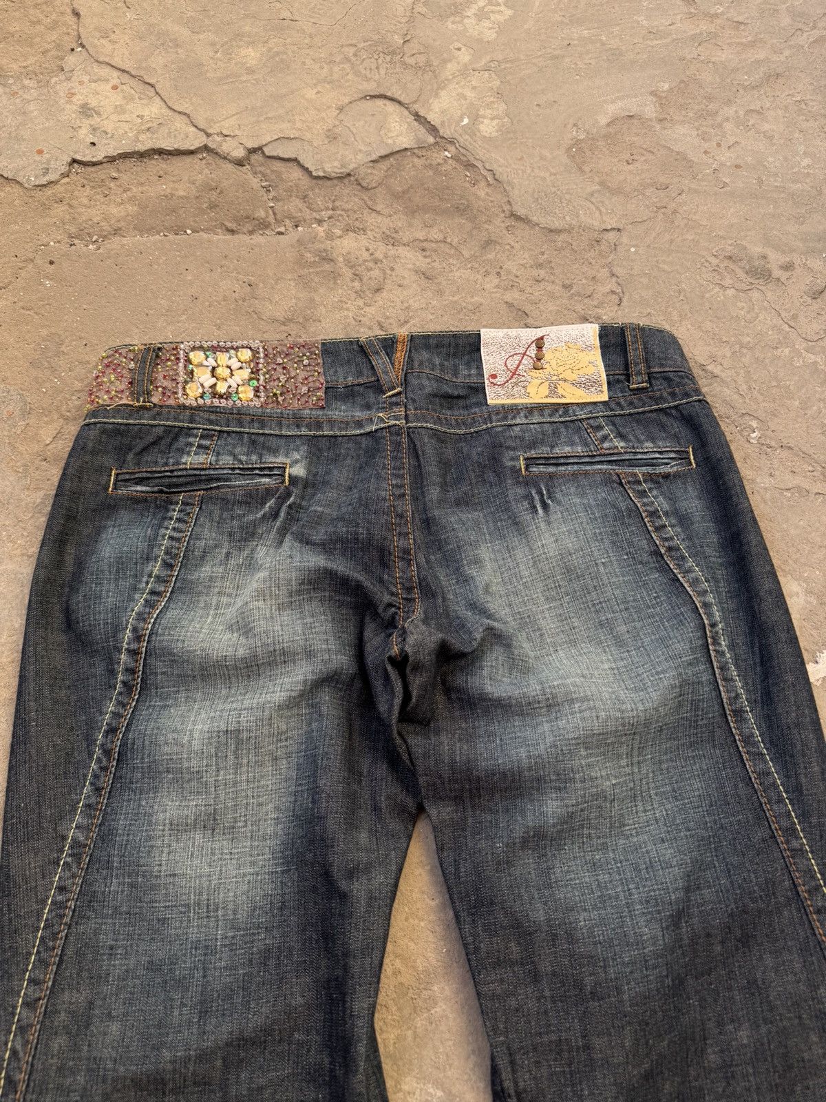 If Six Was Nine × Japanese Brand × Vintage Vintage Y2K Custom Made Low Waist Washed Bootcut Jeans Size 28" / US 6 / IT 42 - 4 Thumbnail
