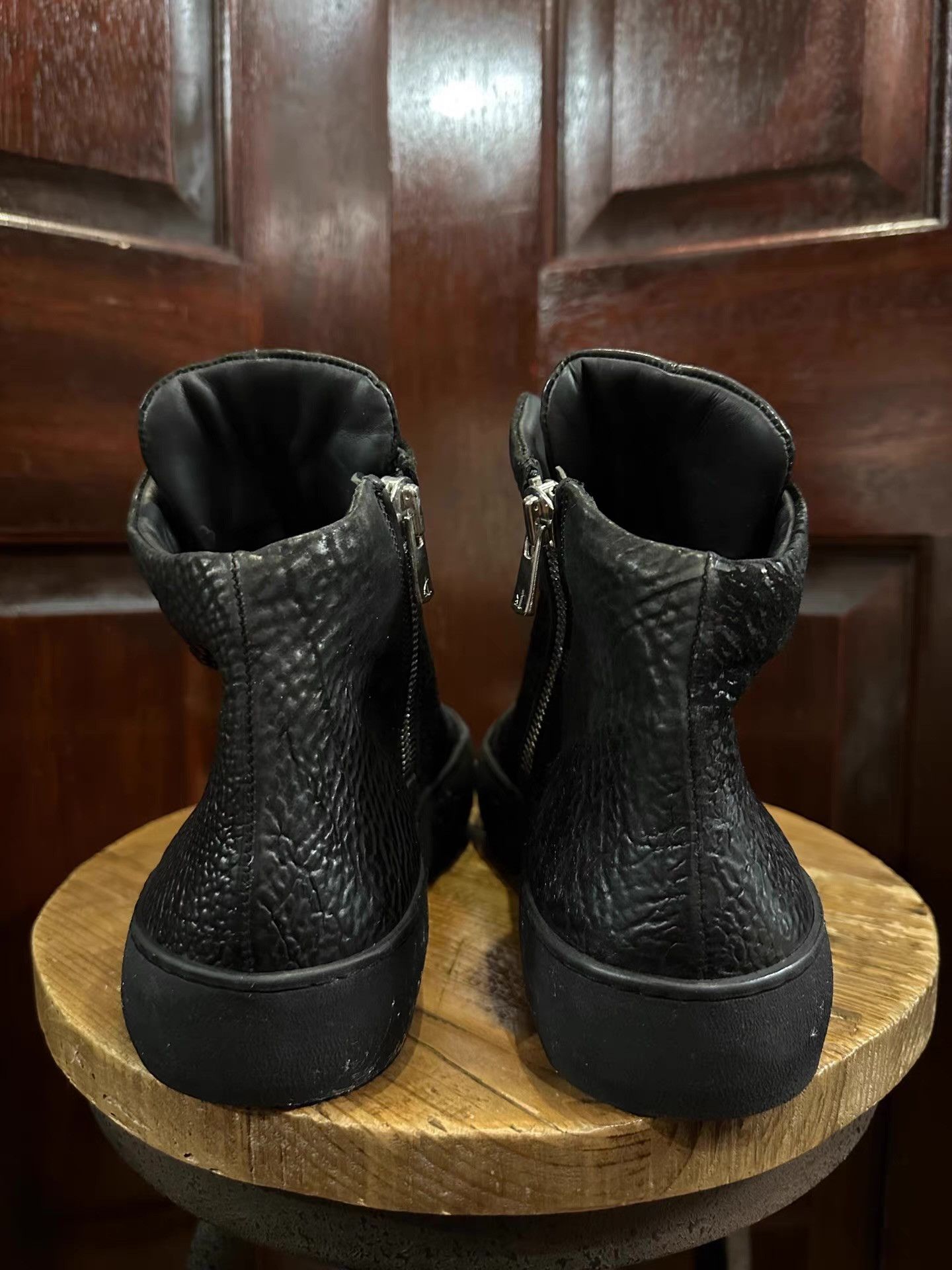 Isaac Sellam Experience Isaac Sellam 18AW Back Stapled Sneakers Ｑ25 Size US 7 / EU 40 - 2 Thumbnail