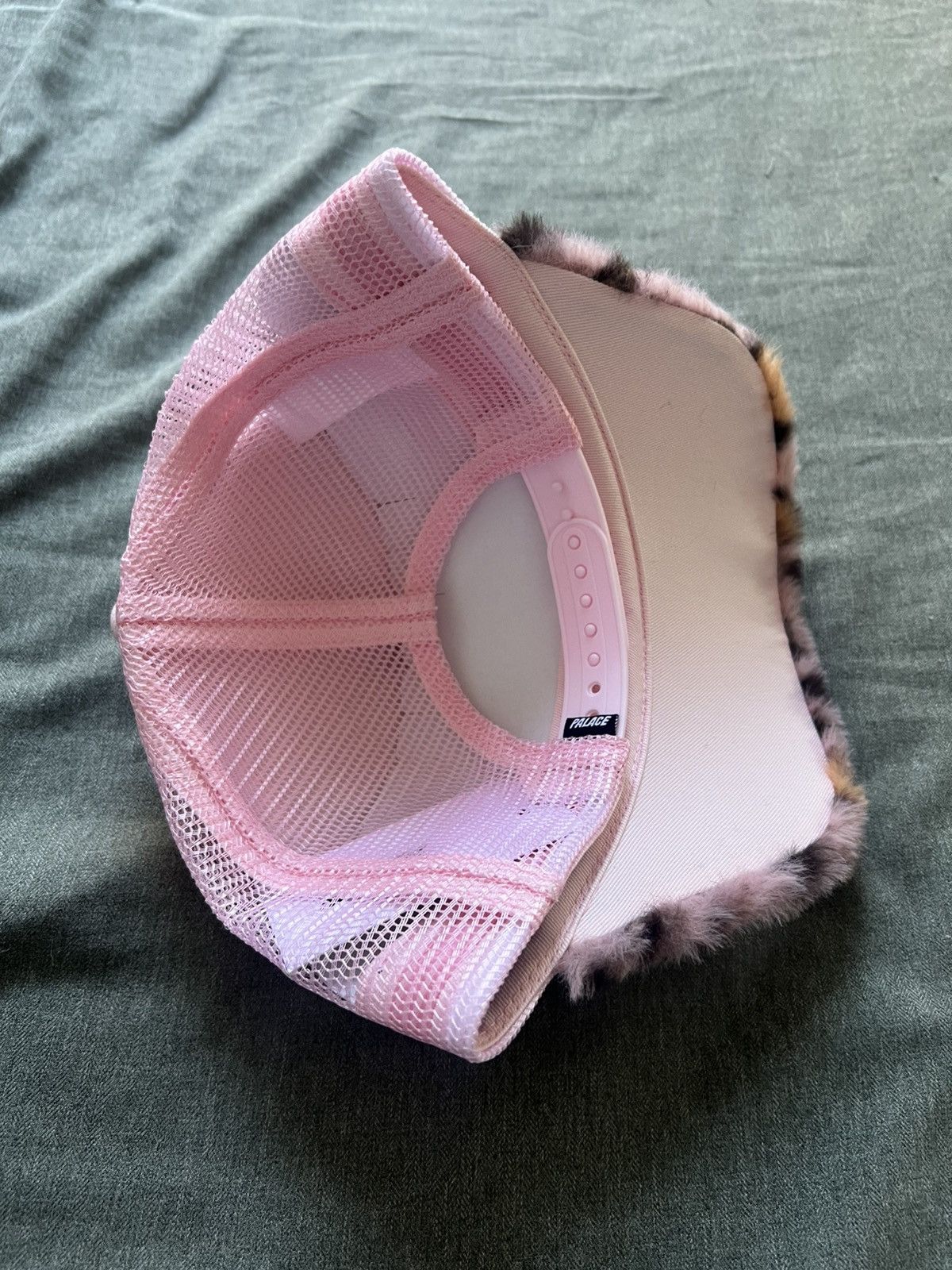 Palace Palace Claw Furry Trucker Leopard Pink Size ONE SIZE - 4 Thumbnail