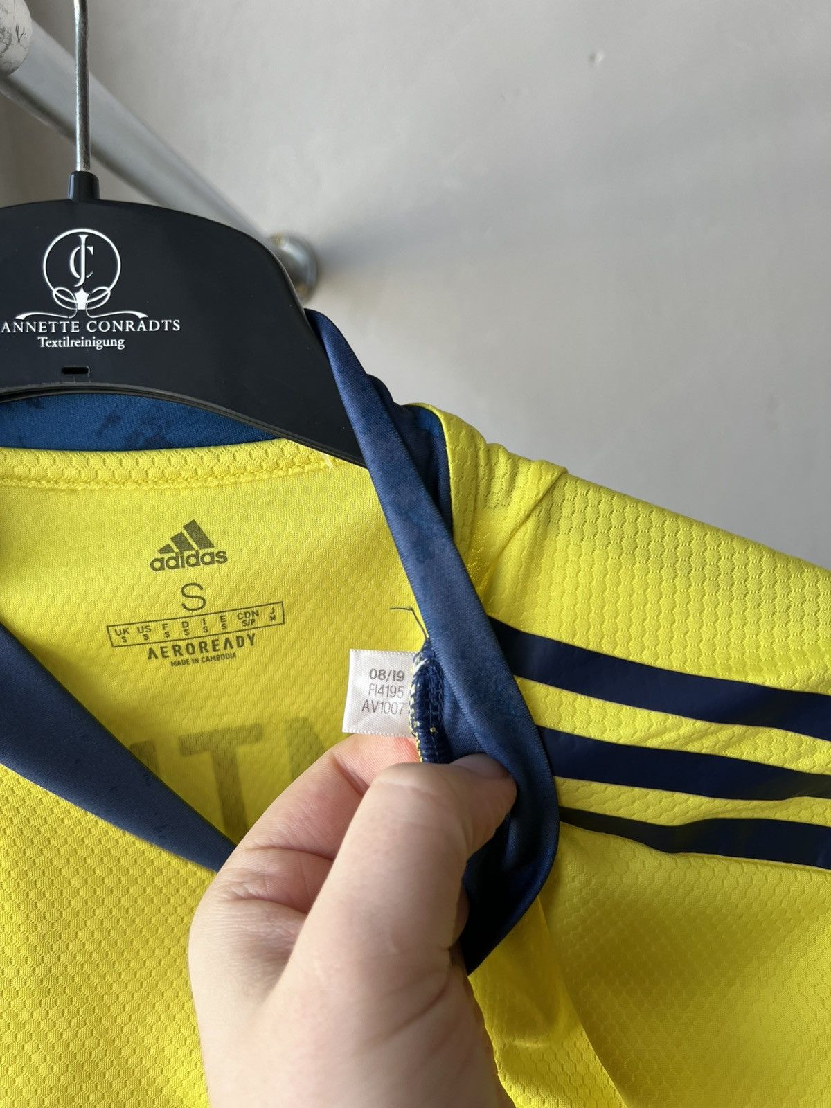 Adidas 2019 SCOTLAND TEAM #21 CUMINGS WORLD CUP SOCCER JERSEY S Size US S / EU 44-46 / 1 - 8 Thumbnail