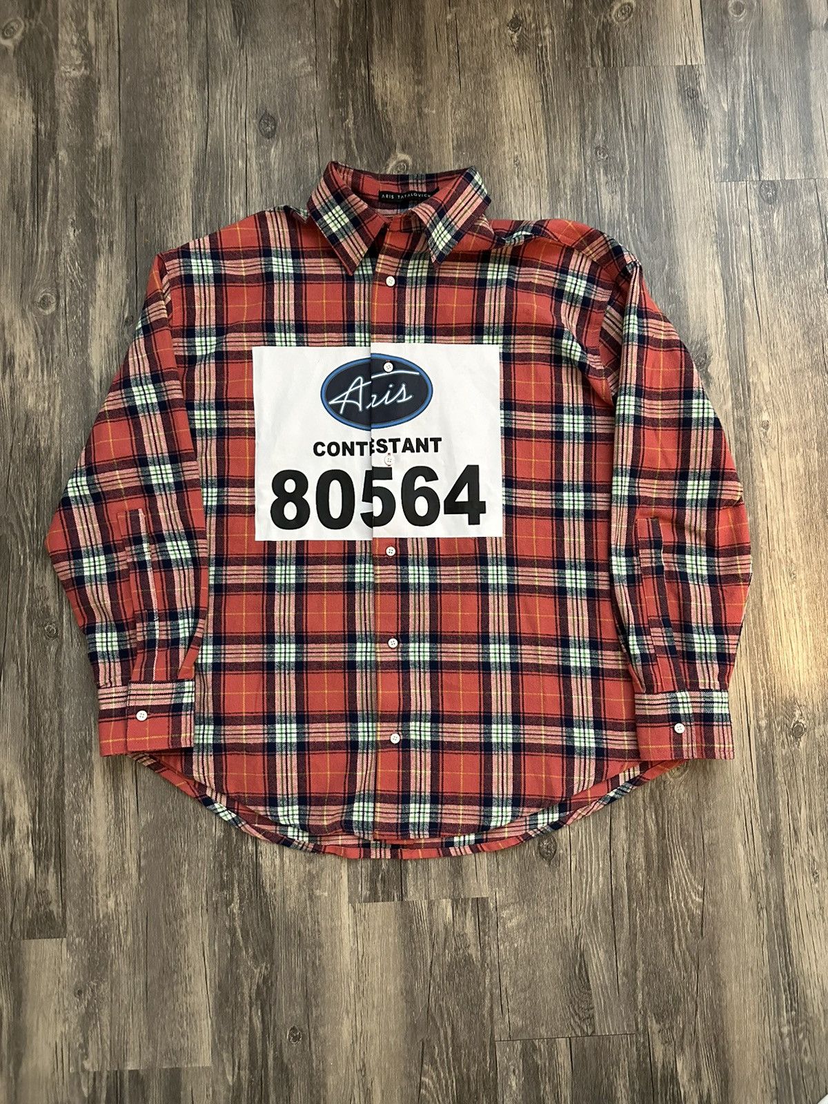 Pre-owned Aris Tatalovich Contestant Flannel Size Small In Red