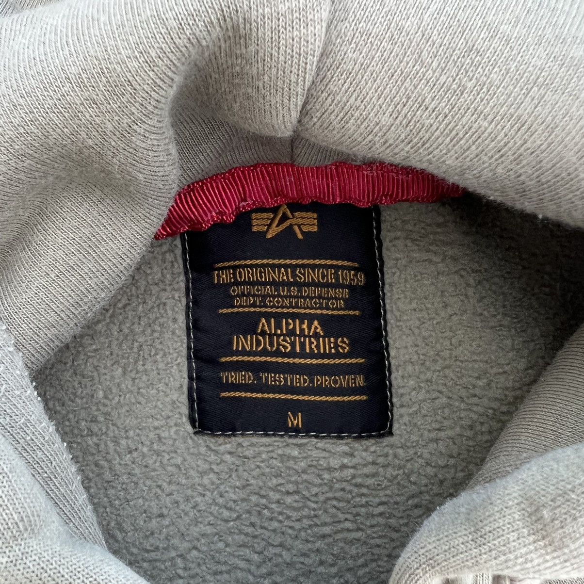 Alpha Industries × Vintage Y2K Black Alpha Industries big logo hoodie 00’s M size Size US M / EU 48-50 / 2 - 5 Thumbnail