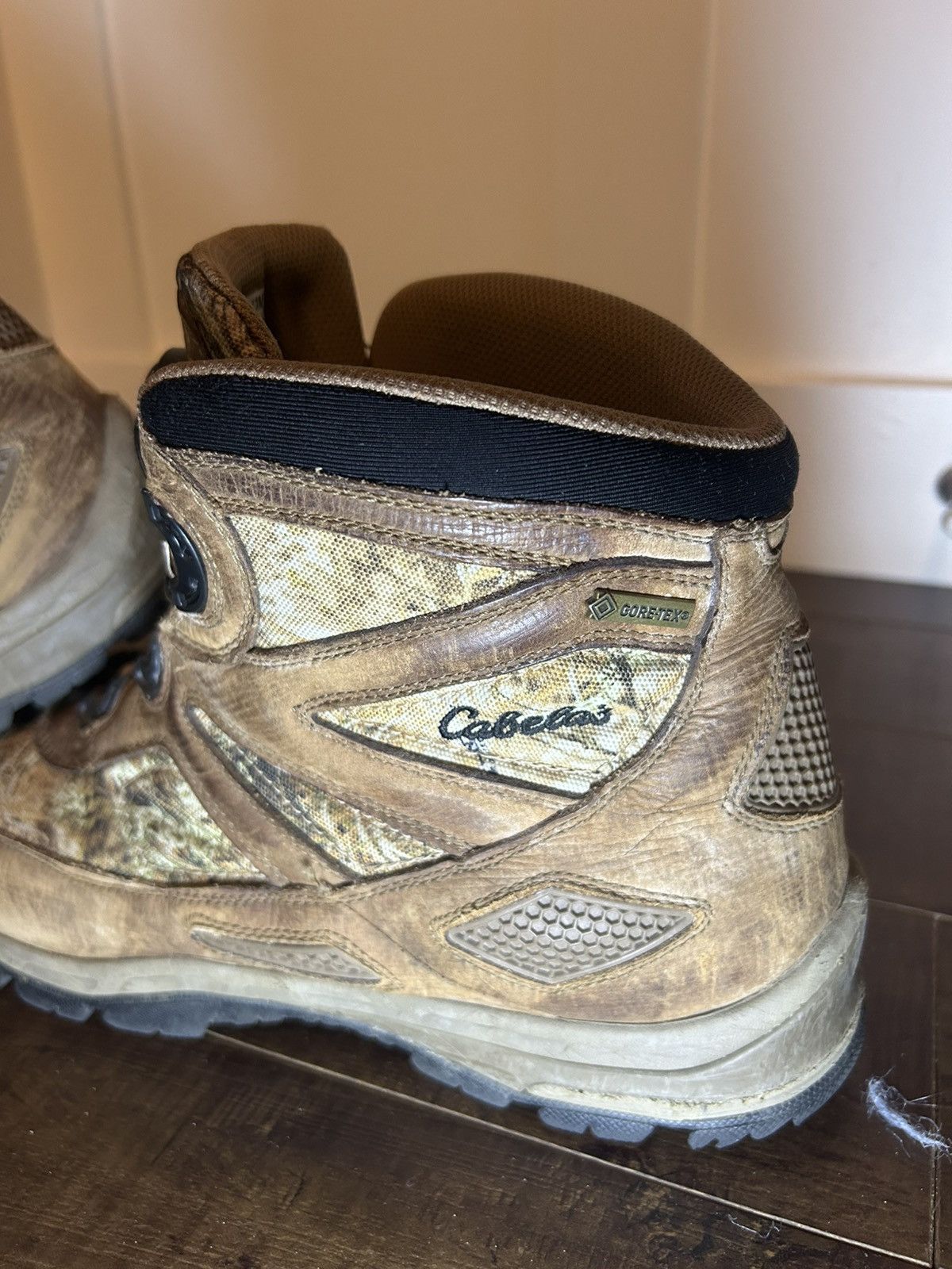 Cabelas × Goretex × Vibram Cabela’s Zonz Gore-Tex leather camo BOA Vibram hiking boots Size US 13 / EU 46 - 3 Thumbnail