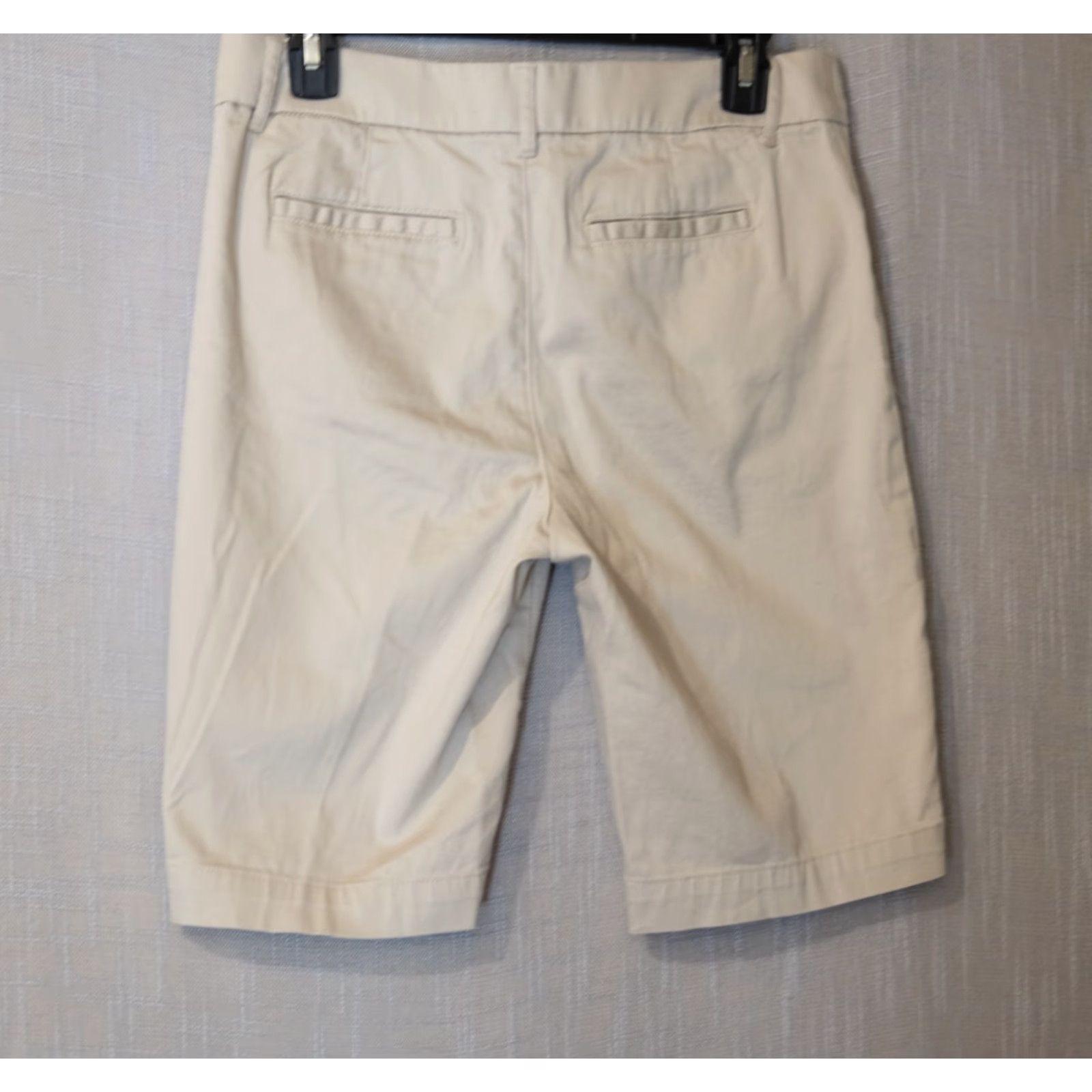 Vintage St. John's Bay Bermuda Shorts Beige Stretch Lightweight Women's 8 Bermuda Shorts Beige Stretch Lightweight Women's 8 Size 30" / US 8 / IT 44 - 5 Thumbnail