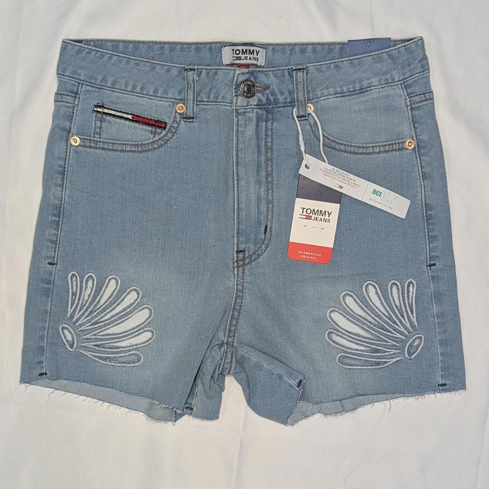 Tommy Hilfiger Tommy Jeans Women’s High Rise Embroidered Denim Shorts 28 Size 28" / US 6 / IT 42 - 1 Thumbnail