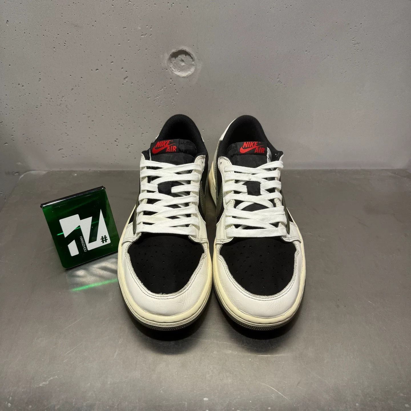 Nike Nike Green Lowtop Sneakers 44 Men Size US 10.5 / EU 43-44 - 1 Thumbnail