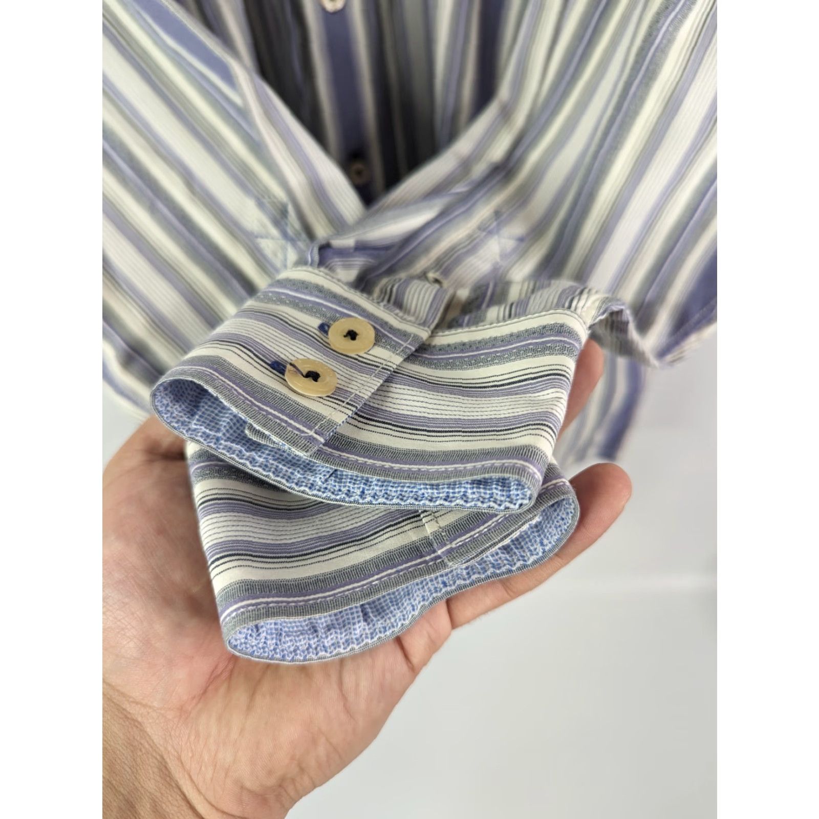 Tommy Bahama Tommy Bahama Shirt Men's Large Striped Long Sleeve Island Crafted Flip Cuff Size US L / EU 52-54 / 3 - 3 Thumbnail
