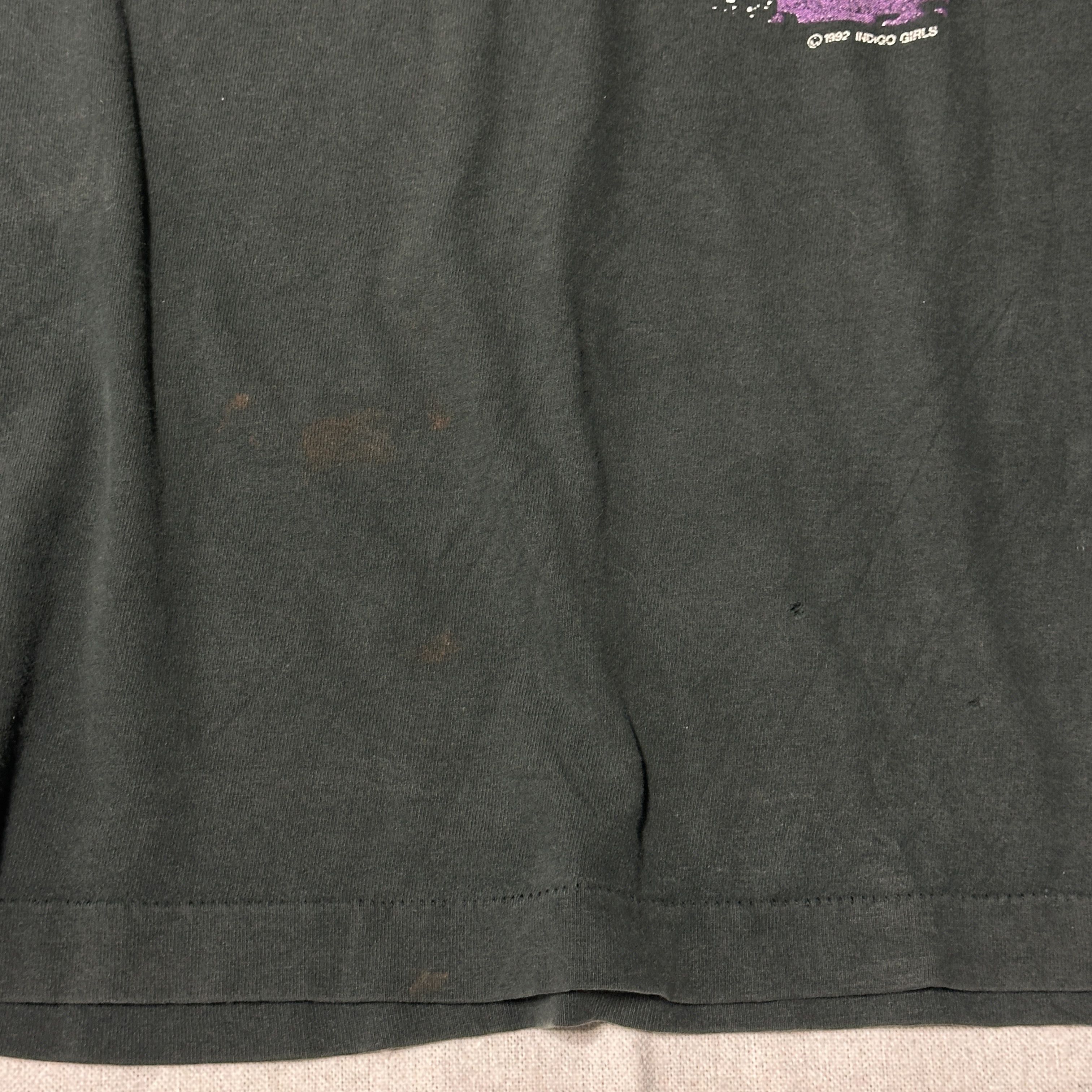 Indigo Vintage Indigo Girls 1992 Rites of Passage Tour Graphic T-Shirt Size L Size US L / EU 52-54 / 3 - 5 Thumbnail