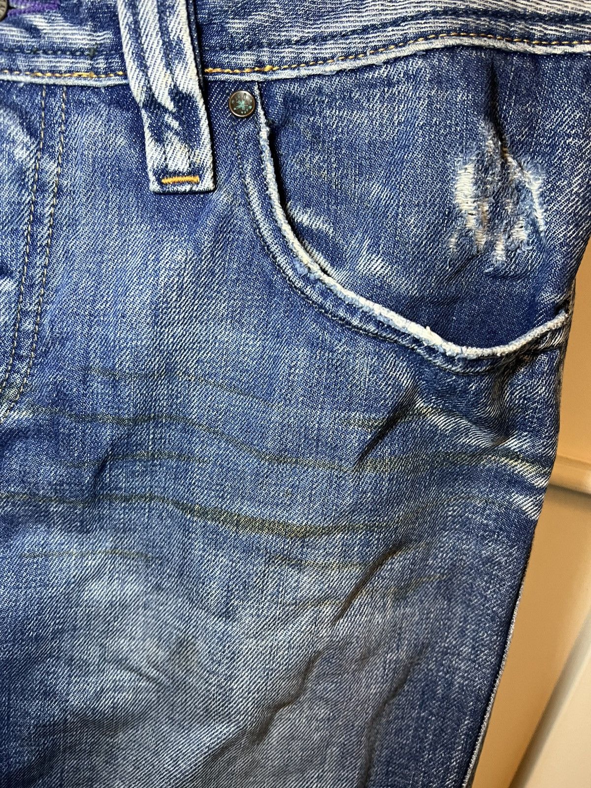 Diesel Vintage Diesel made in Italy distressed flared jeans Size US 29 - 16 Thumbnail