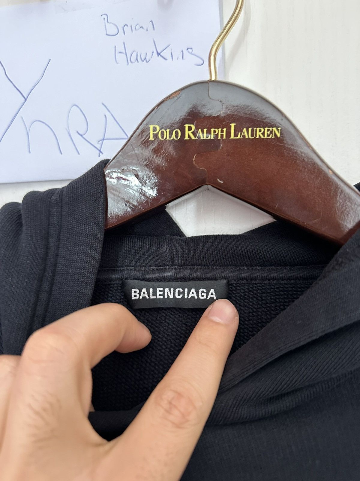 Balenciaga Balenciaga Oversized Interlocked BB Hoodie Black/Yellow Size US XL / EU 56 / 4 - 3 Thumbnail