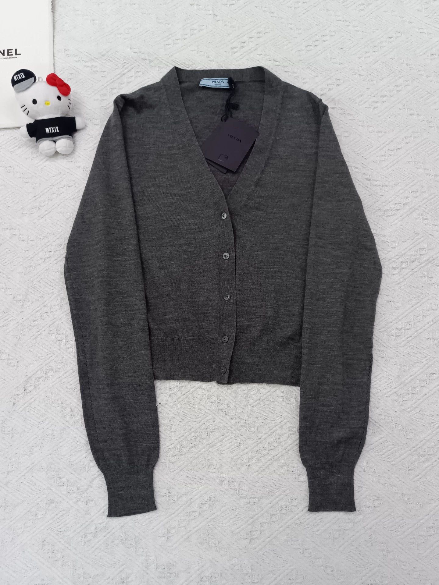Prada Prada Women's Gray Wool Knit Cardigan Size 38 NWT Size XS / US 0-2 / IT 36-38 - 1 Thumbnail