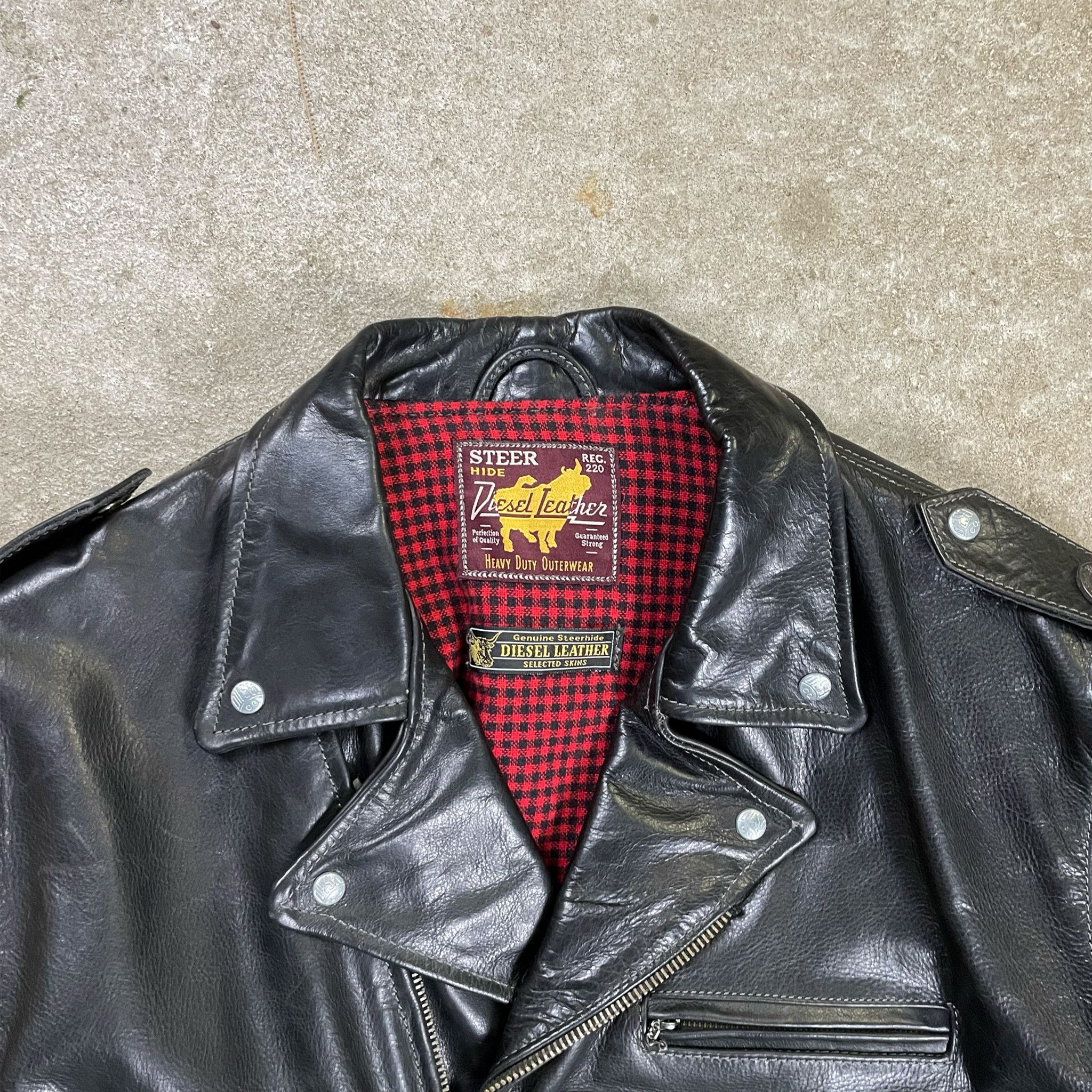 Diesel Vintage Diesel Black Genuine Leather Perfecto Biker Jacket Size US L / EU 52-54 / 3 - 2 Thumbnail