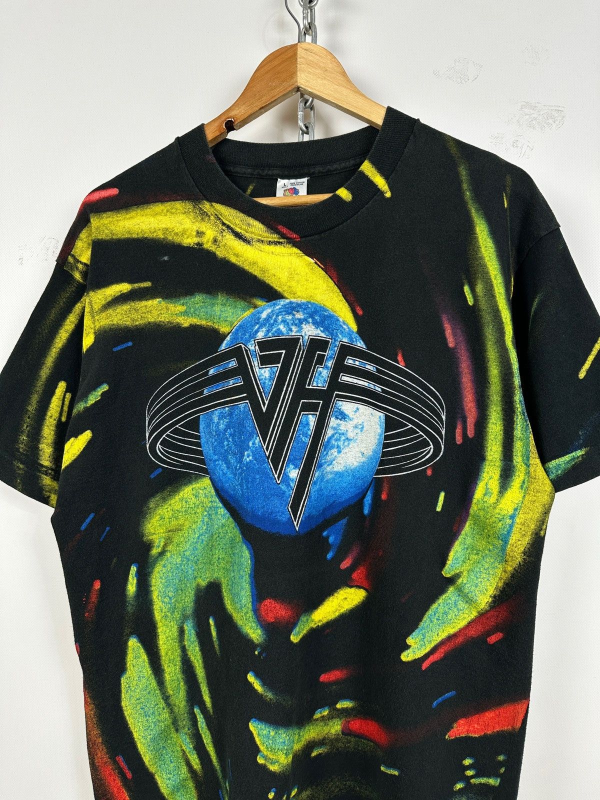 Band Tees 1993 Vintage Van Halen Live AOP World Tour Band T-Shirt Size US L / EU 52-54 / 3 - 3 Thumbnail