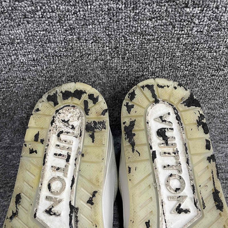 Louis Vuitton Louis Vuitton White Leather Trainer Low-Top Sneakers - Size US 8 / EU 41 - 9 Thumbnail
