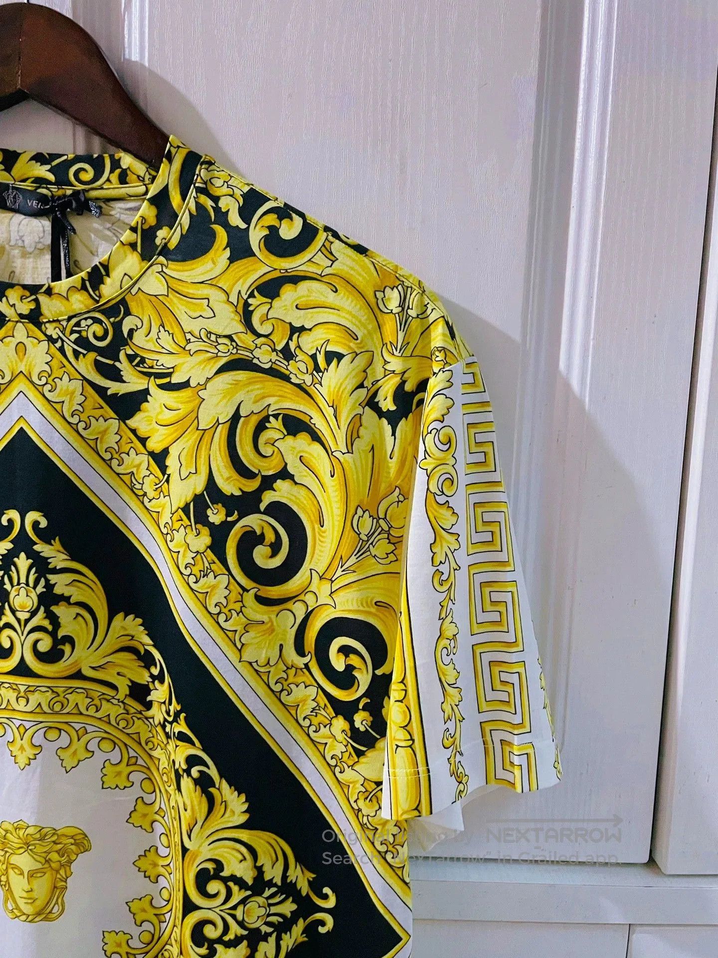Versace Versace Baroque Graffiti Short Sleeve T-shirt. Size US L / EU 52-54 / 3 - 4 Thumbnail