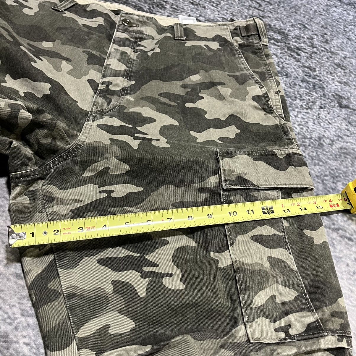 Banana Republic Vintage Banana Republic Camo Cargo Pants 2000s Y2K 38x28 Size US 38 / EU 54 - 16 Thumbnail