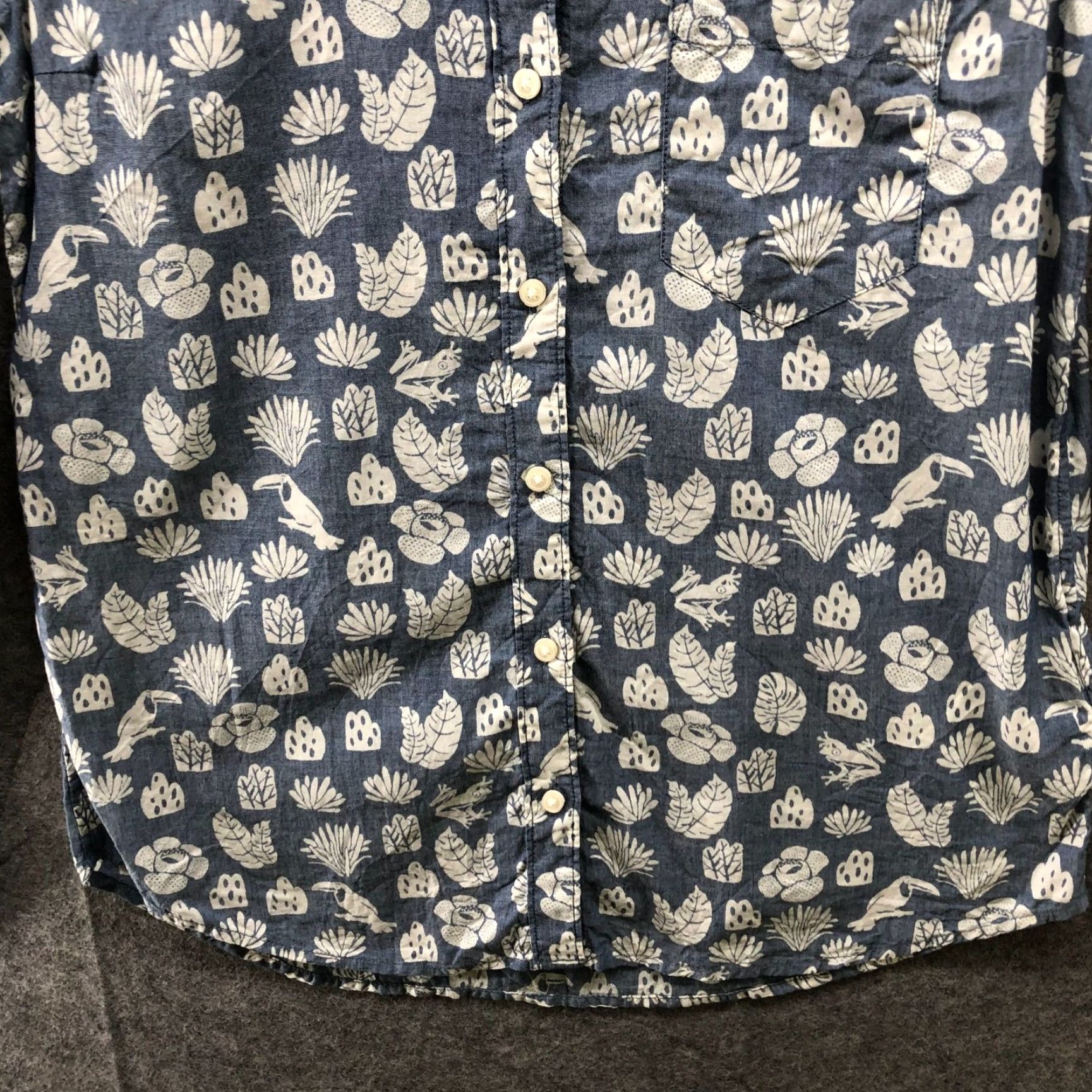 Gap Vintage Gap Women's XS Button-Up Shirt Tropical Floral Long Sleeve Lightweight Cotton Casual Summer Blue Size XS / US 0-2 / IT 36-38 - 4 Thumbnail
