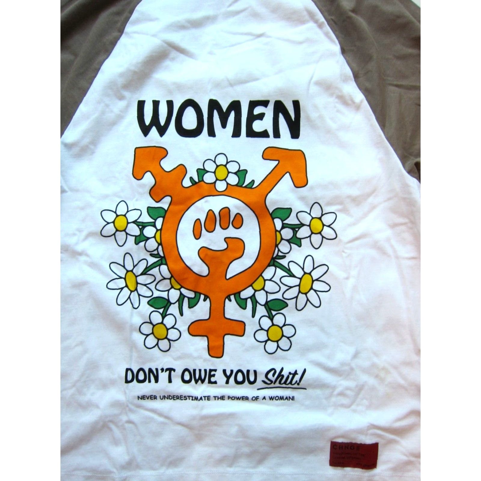 CHNGE CHNGE Women's T-Shirt NWT Oversize Baseball Shirt Don't Owe You! Brown 3/4 Sleeve Floral Cotton Crew Neck Regular S-M Womens Size S / US 4 / IT 40 - 2 Thumbnail