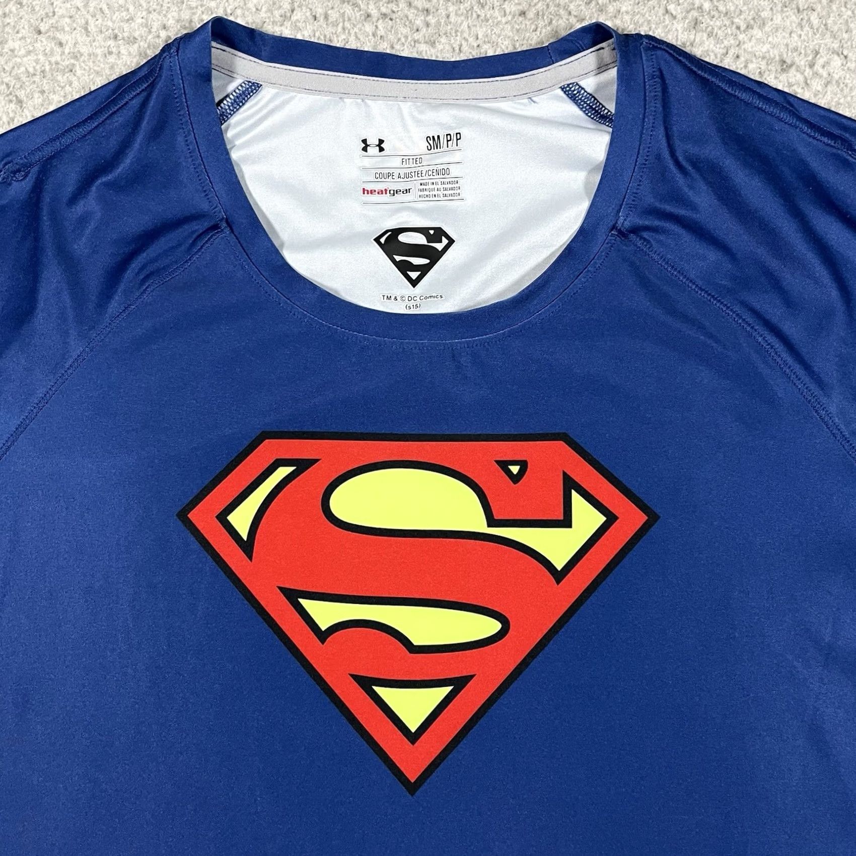 Under Armour Under Armour Shirt Womens S Fitted HeatGear Superman Dc Comics Workout Gym Top Size S / US 4 / IT 40 - 4 Thumbnail
