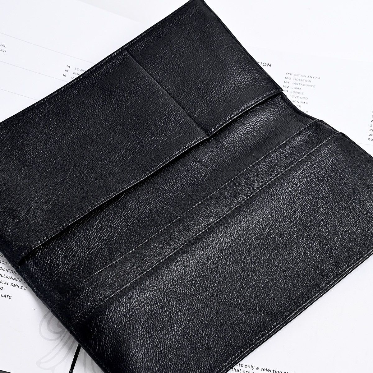 Chrome Hearts CHROME HEARTS SCROLL LABEL TRVL DOX WALLET BLACK Size ONE SIZE - 8 Thumbnail