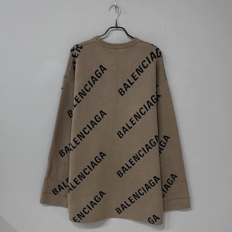 Balenciaga Balenciaga Brown bullet screen full of knitted sweaters Size US S / EU 44-46 / 1 - 3 Thumbnail