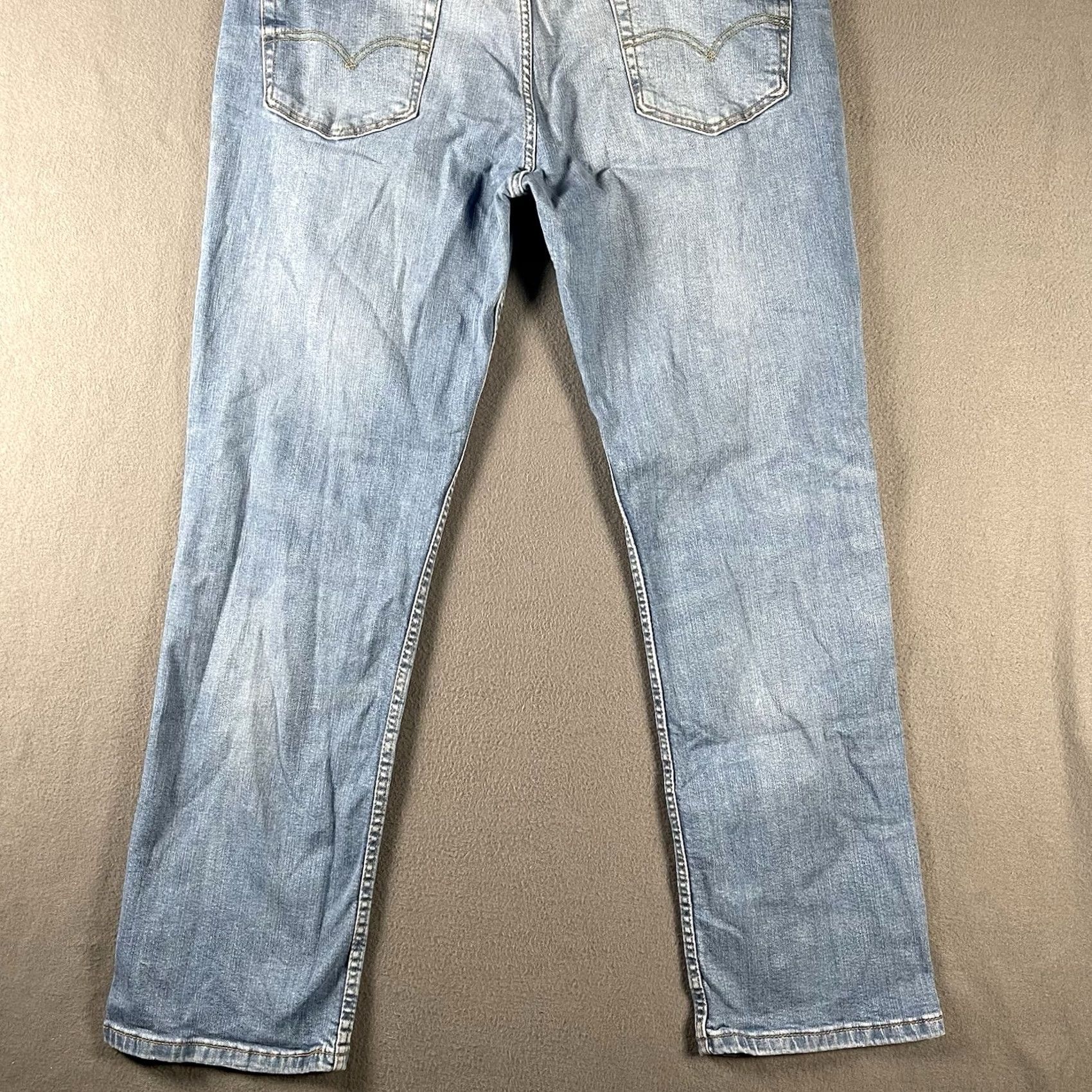 Levi's Levi's 514 Jeans Men 38x32 Light Blue Wash Distressed Straight Leg Jeans Regular Denim 5-Pocket USA 90s Grunge Rock Cowboy Vintage: No Men Size US 38 / EU 54 - 5 Thumbnail