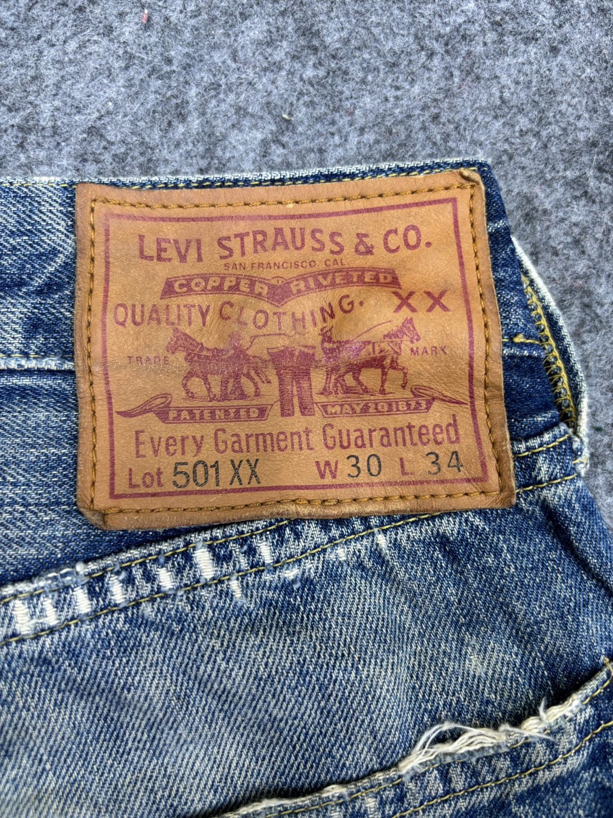 Levi's Vintage Clothing 💥Super Thrashed💥LVC 1920 Model Thrashed Distrssed Denim F993 Size US 33 - 16 Thumbnail