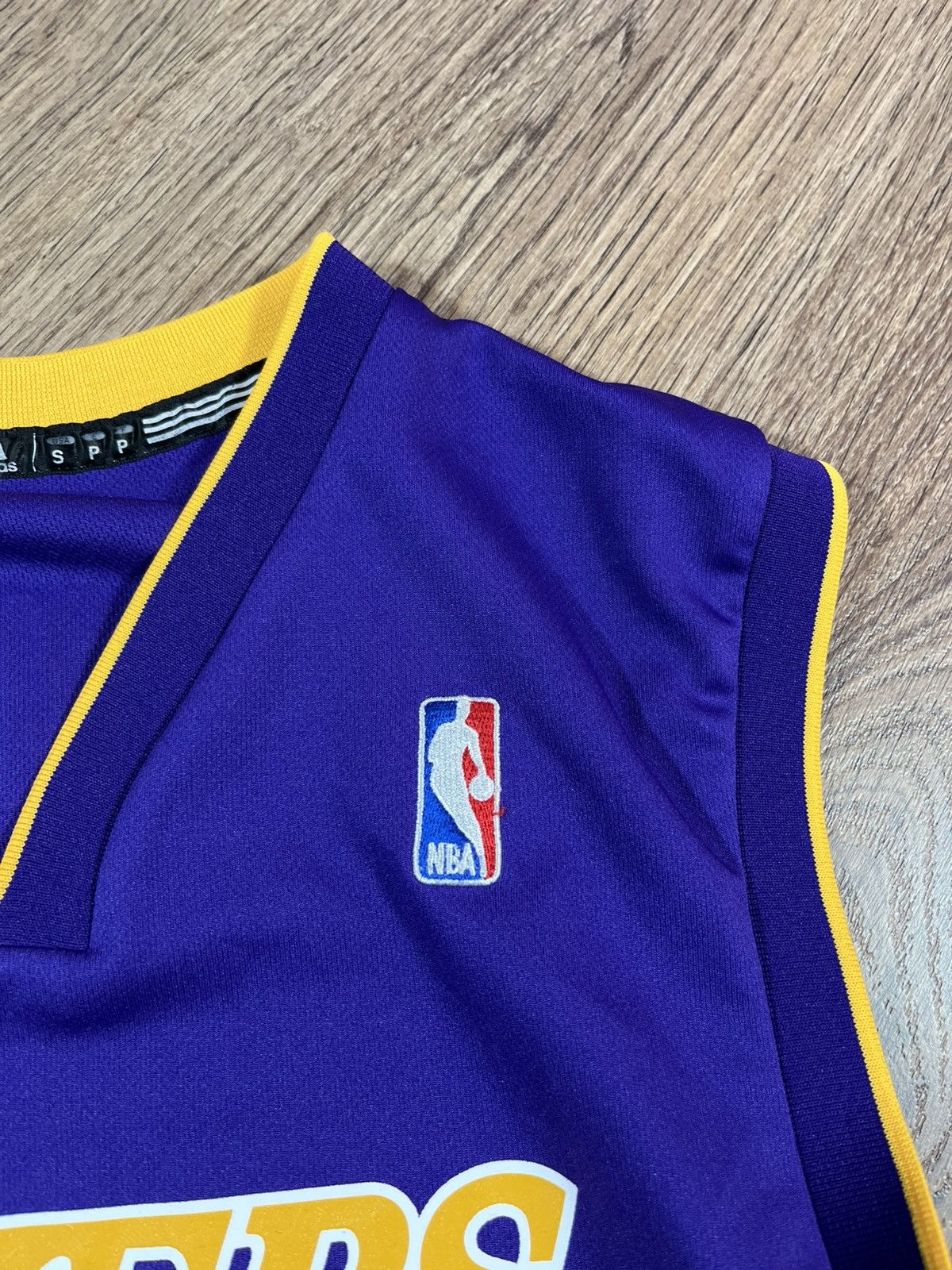 NBA Howard NBA Lakers Adidas Basketball 🏀 Jersey Size US S / EU 44-46 / 1 - 7 Thumbnail