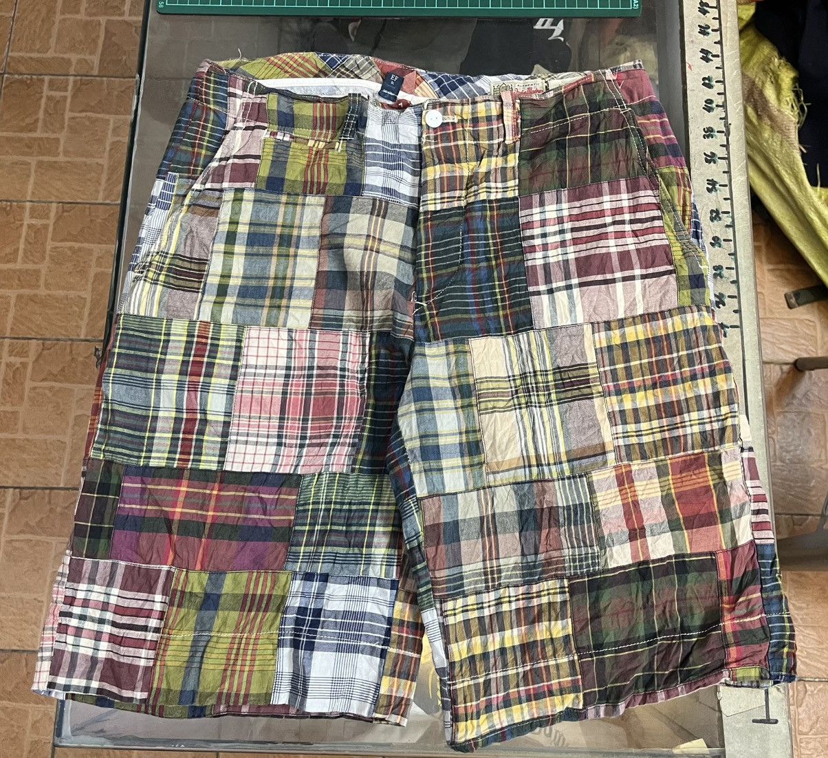 Polo Ralph Lauren Polo by Ralph Lauren Madras Patchwork Short Pants Size US 33 - 1 Thumbnail