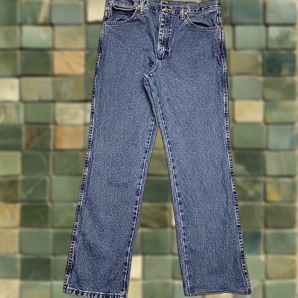 Wrangler VINTAGE Wrangler Jeans Men 34x32 Blue Denim Pants 936GBK Western Cowboy Ranch Work Pants Size US 34 / EU 50 - 1 Thumbnail