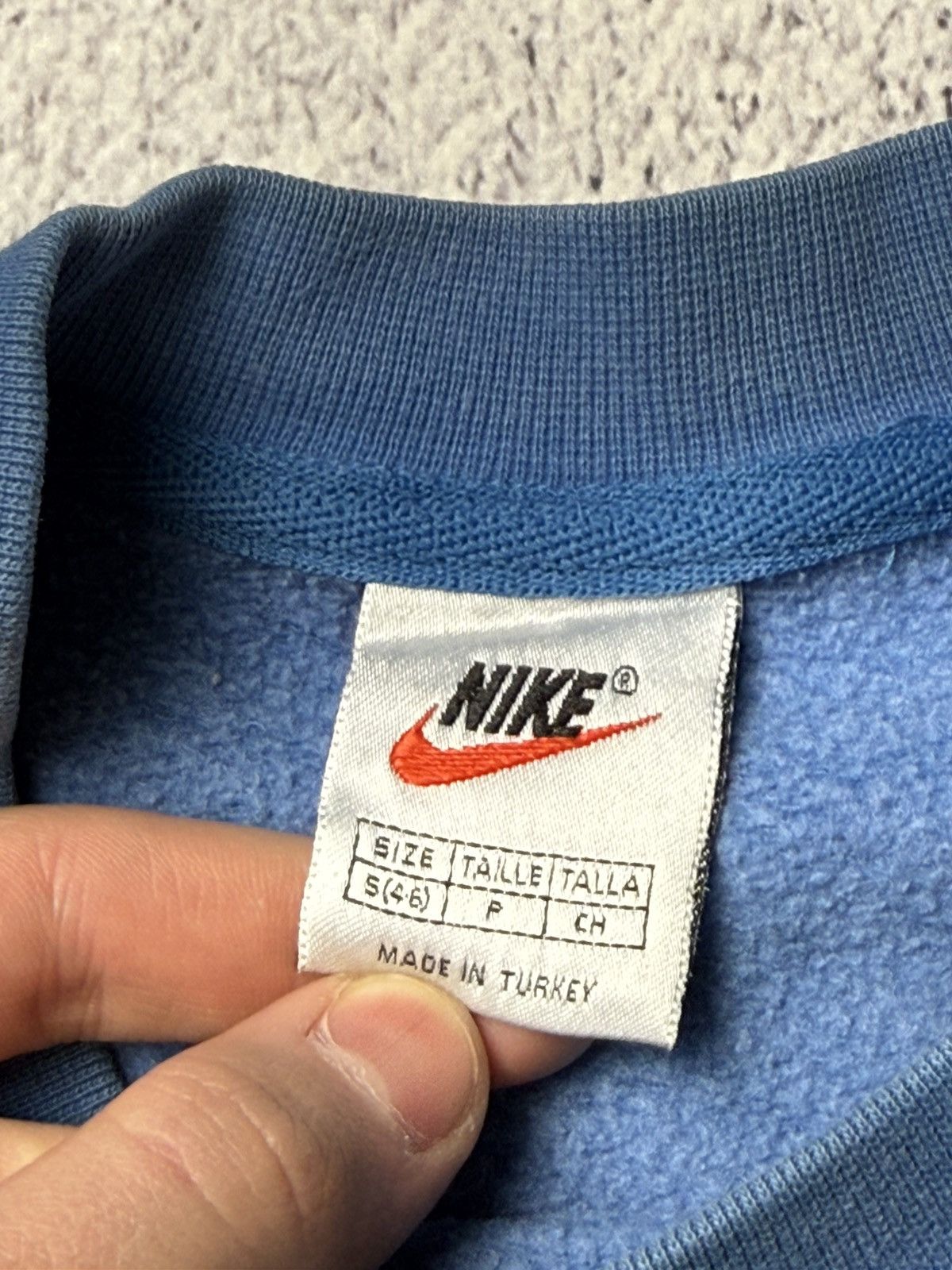 Nike Vintage Nike Blue Sweatshirt Mini Logo Rare Streetwear Size S / US 4 / IT 40 - 14 Thumbnail