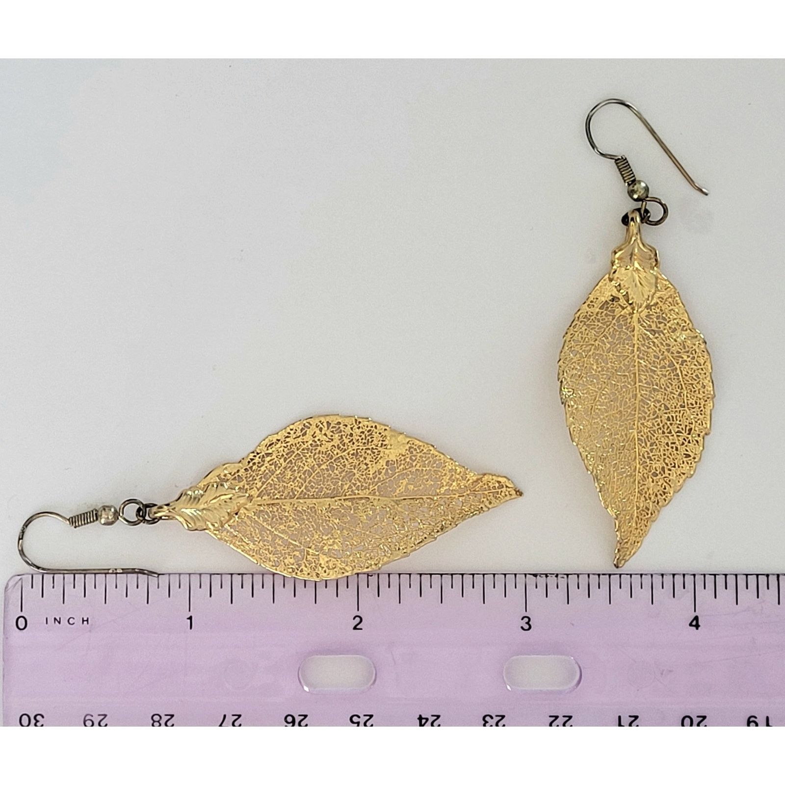 & Other Stories Gold Leaf Textured Dangle Earrings | Nature Inspired Jewelry Size ONE SIZE - 3 Thumbnail