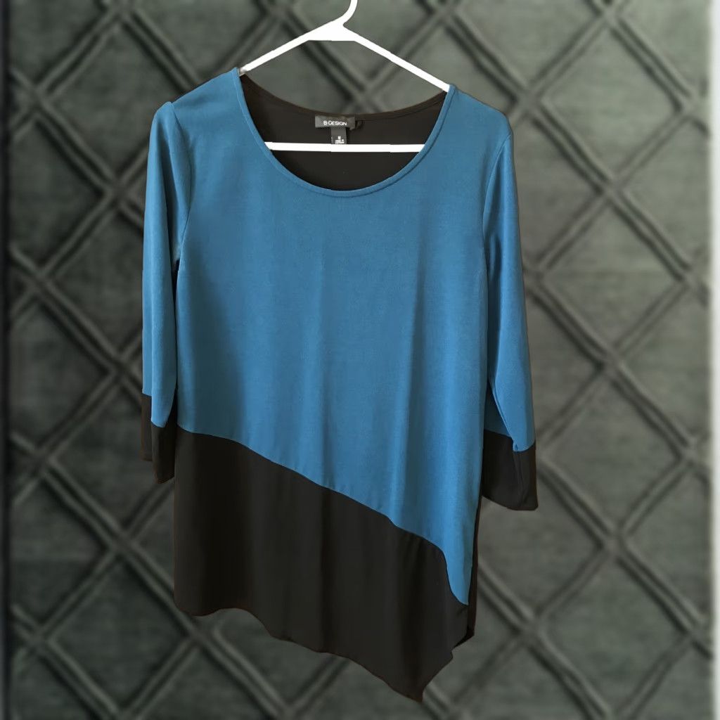 Vintage B Design Blouse Women's Top 3/4 Sleeve Medium Blue Black Geometric Round Neck Tunic Polyester Spandex Casual Shirt Mah- Hip Length L/S Size M / US 6-8 / IT 42-44 - 1 Thumbnail