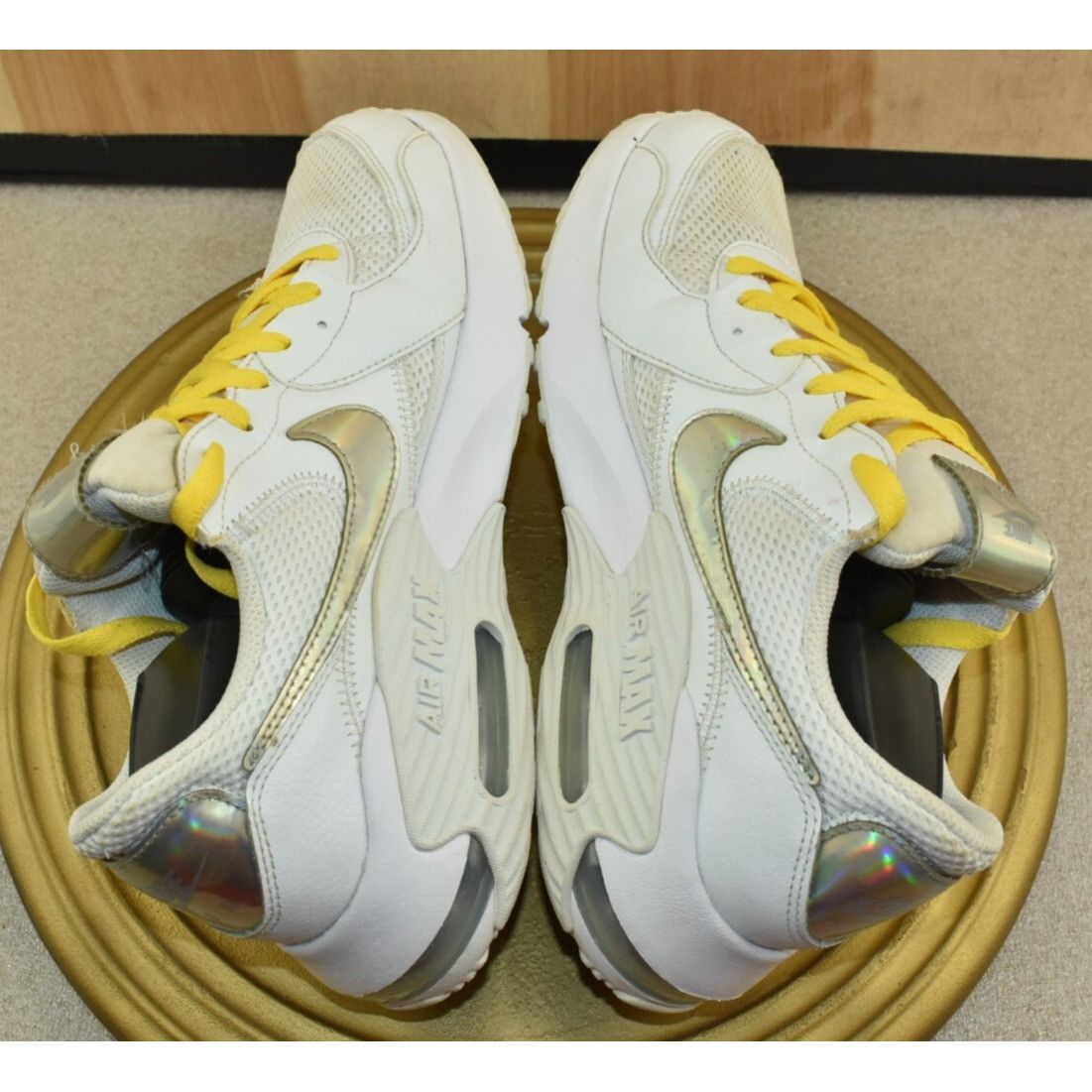 Nike Nike Air Max Excee Womens Shoes Size 8.5 White Athletic Runn Size US 8.5 / IT 38.5 - 7 Thumbnail