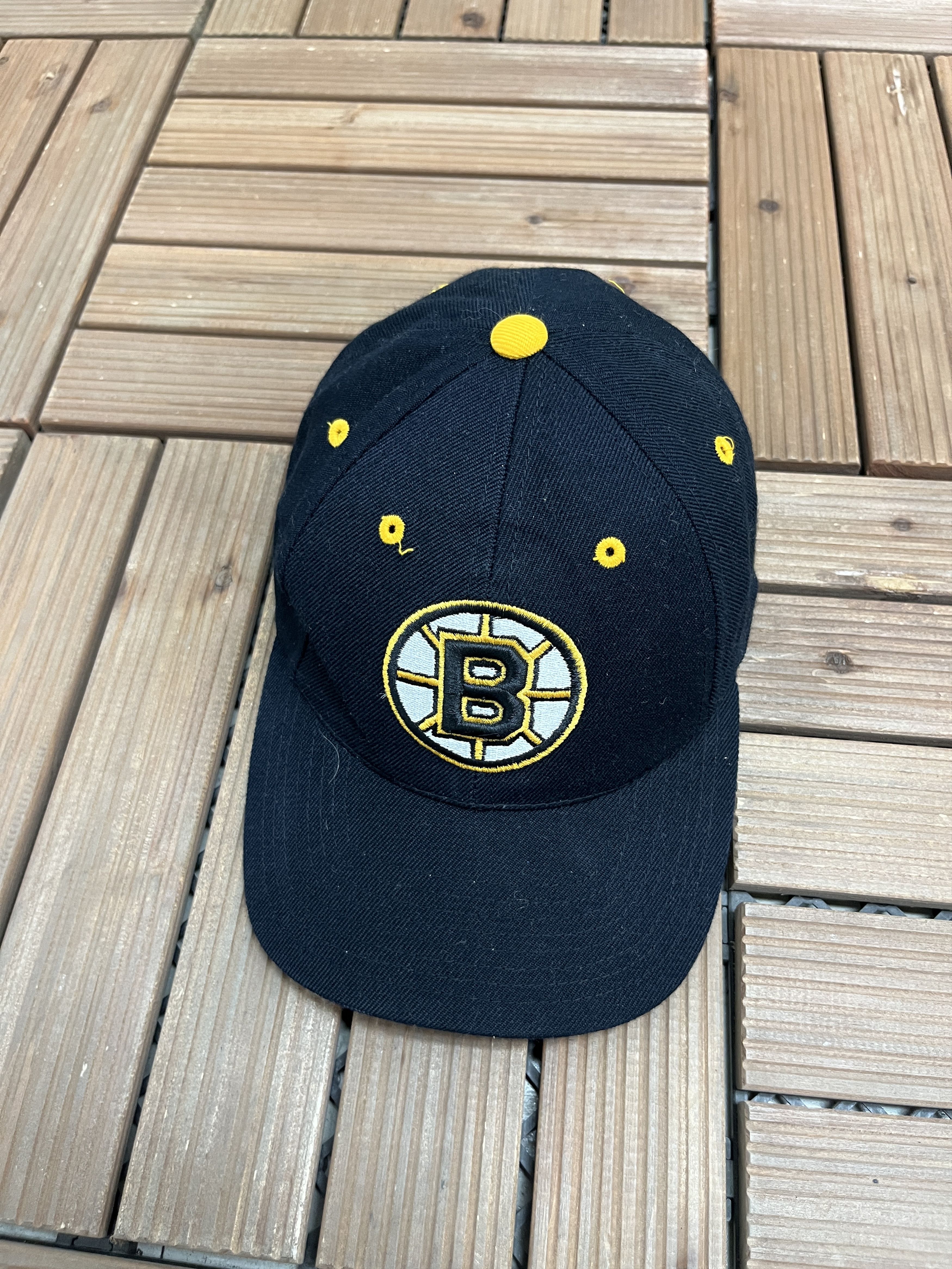 Puma × Vintage Boston Bruins Vintage Black Snap Back Hat Size ONE SIZE - 1 Thumbnail