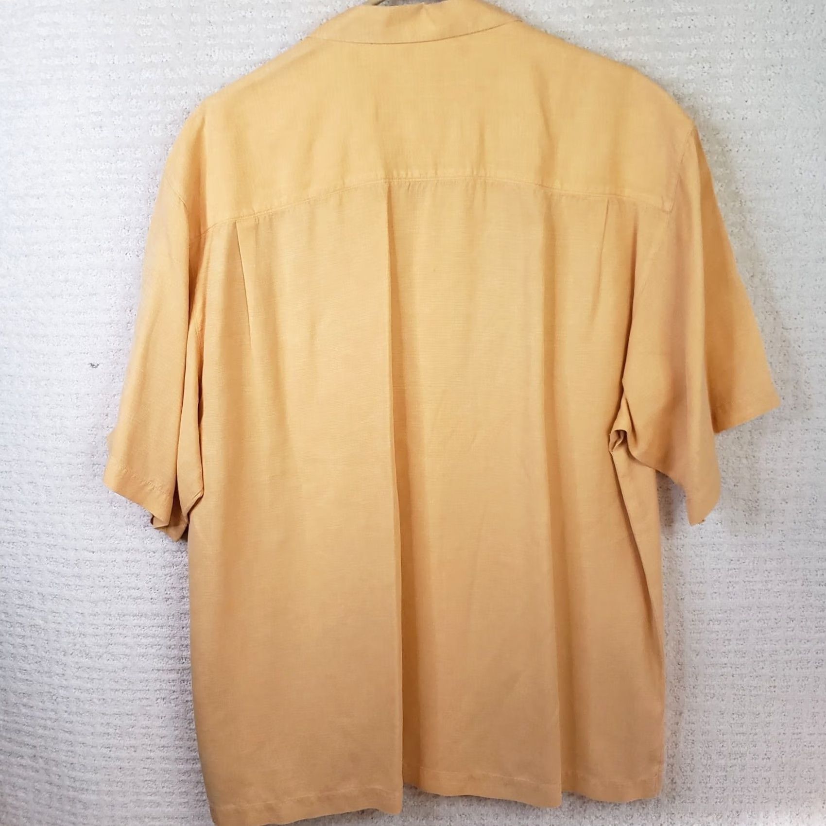 Tommy Bahama VINTAGE Tommy Bahama Shirt Men XL Orange Cantalope Silk Textured Camp Hawaiian Aloha Rum Size US XL / EU 56 / 4 - 7 Thumbnail