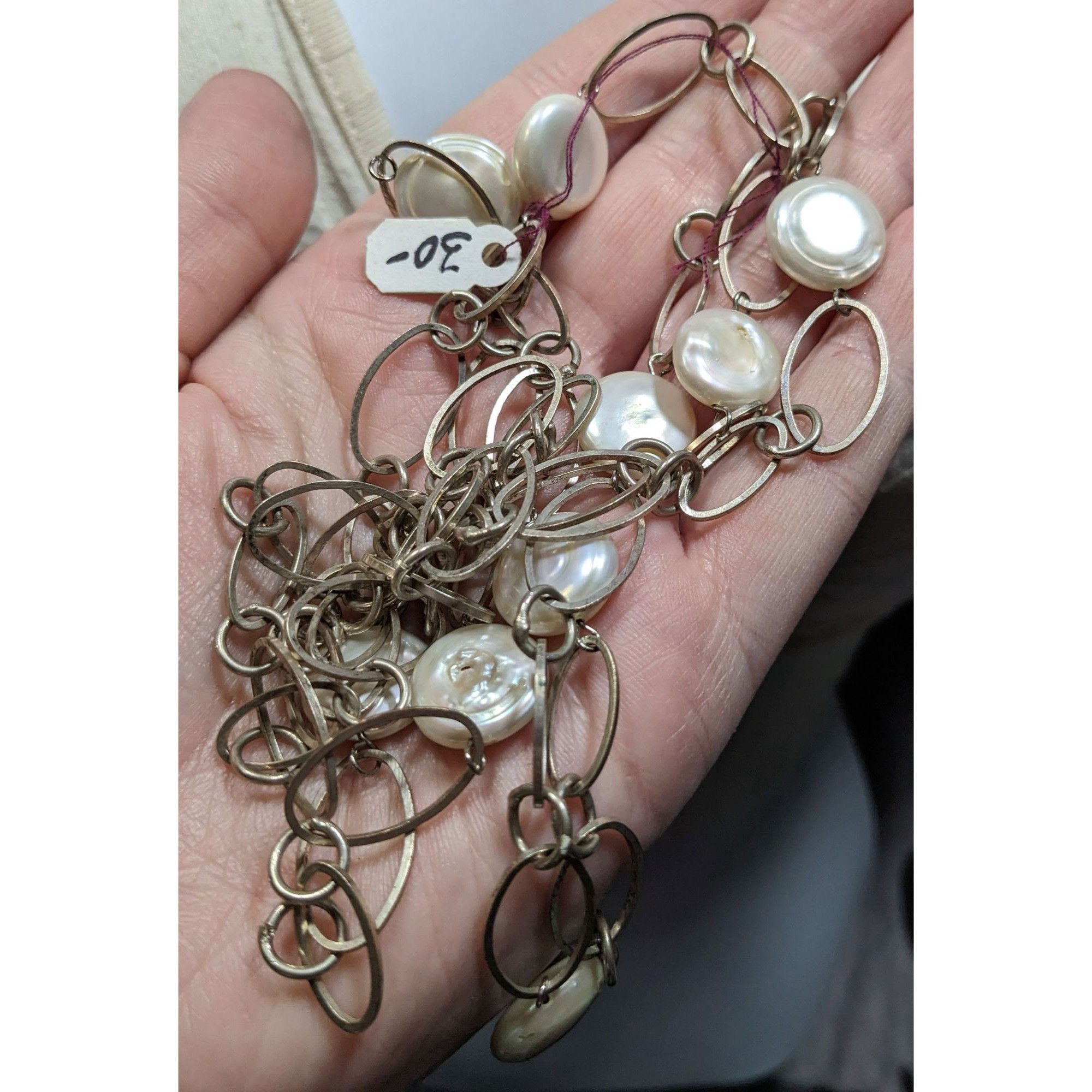 Other Vintage Handmade Pearl Station Necklace On Oval Link Chain Size ONE SIZE - 5 Thumbnail
