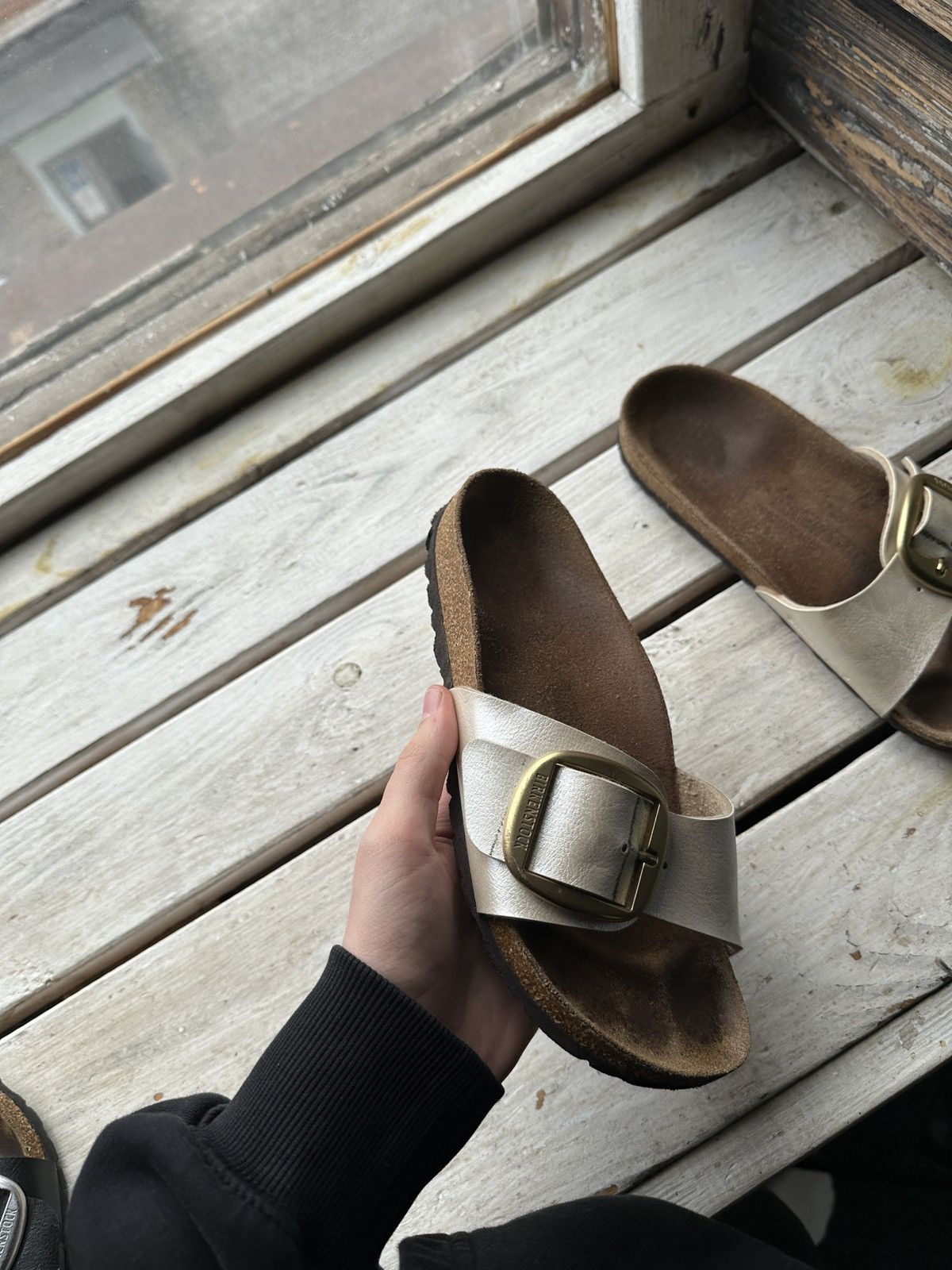 Birkenstock VNTG🚨 Birkenstock metal color Luxe Sandals rare slides Size US 6 / IT 36 - 2 Thumbnail
