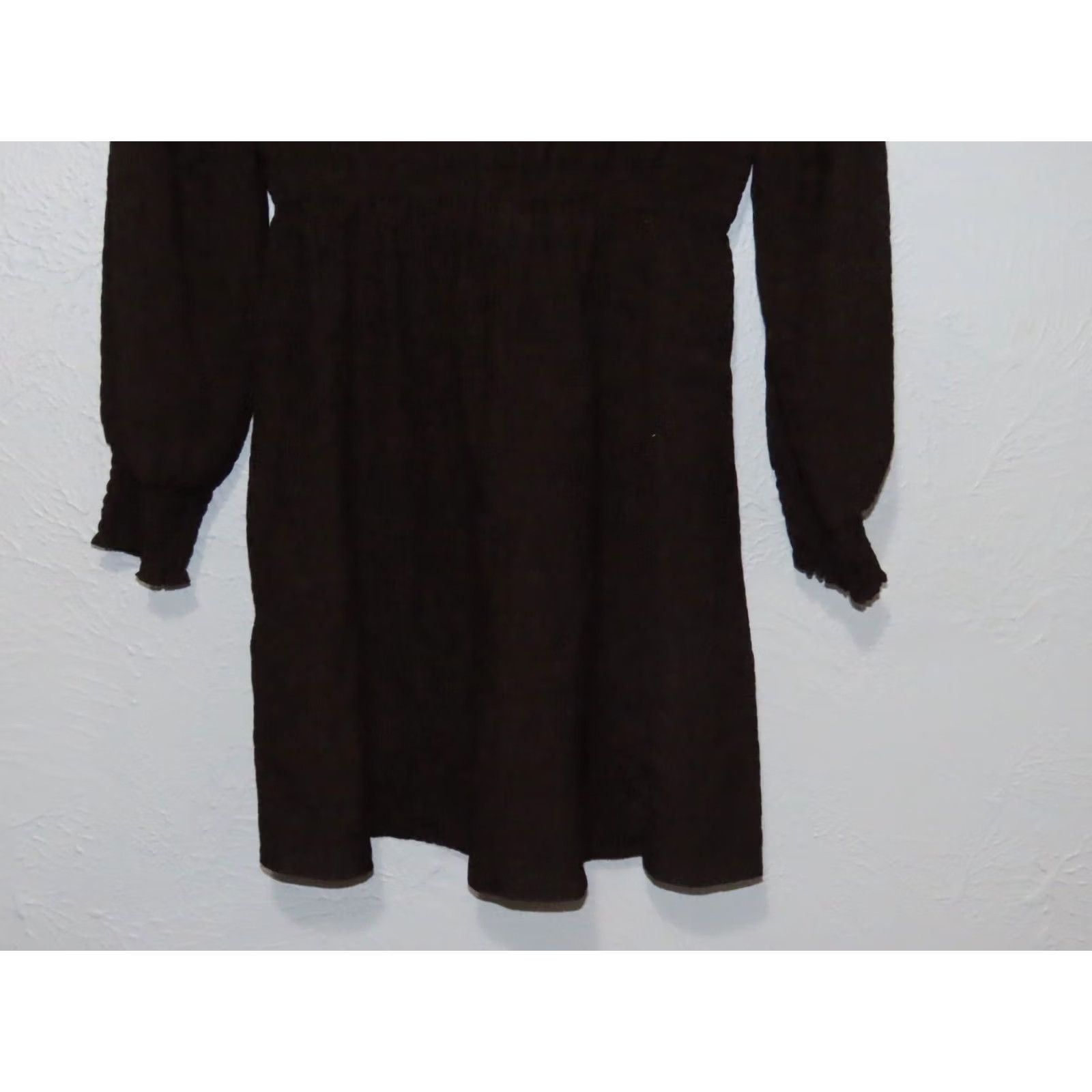 BB Dakota BB Dakota by Steve Madden Cora Black Long Sleeve Mini Dress Small Women V-Neck A-Line Pullover Solid Black Dress Short Sleeve No Hand Wash Size S / US 4 / IT 40 - 6 Thumbnail