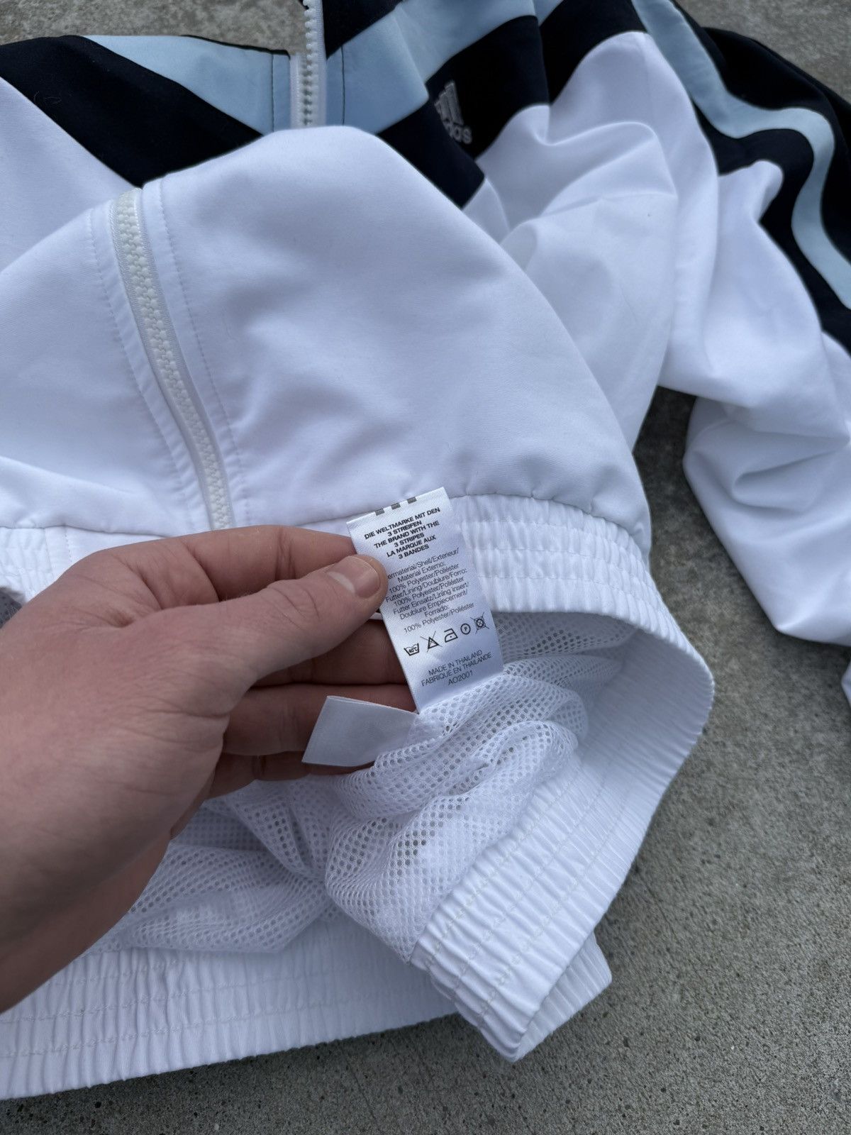 Adidas × Vintage Vintage Adidas Y2K avantgarde streetwear jacket Size US M / EU 48-50 / 2 - 15 Thumbnail