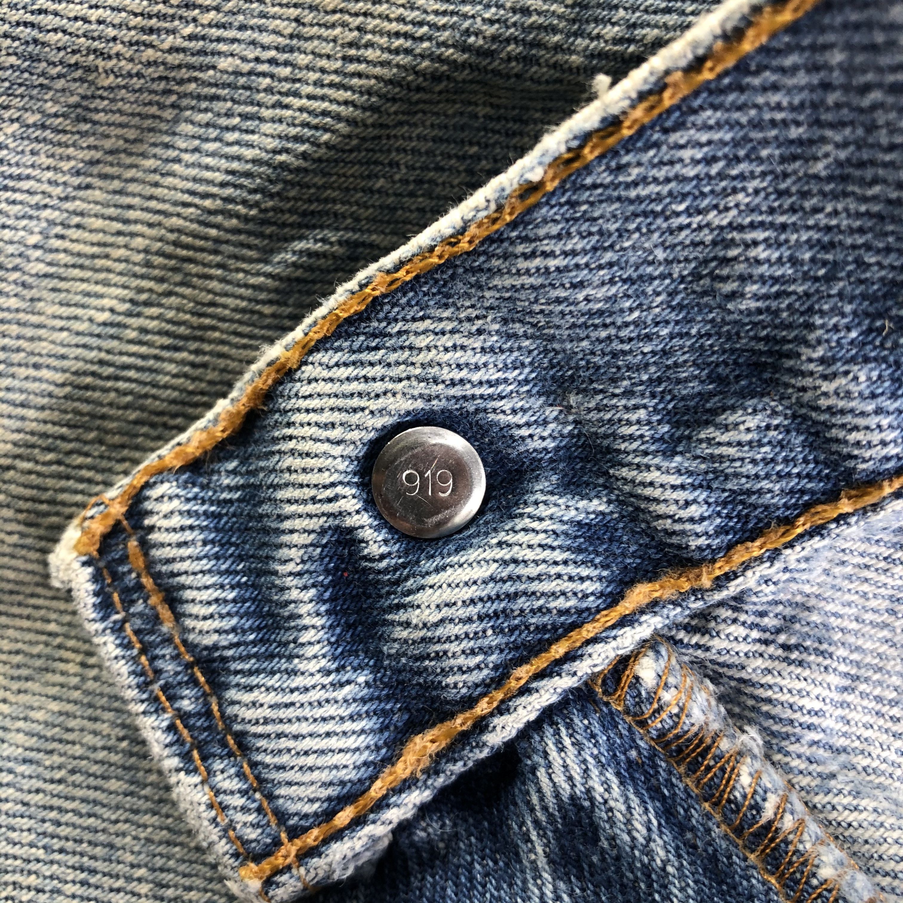 Levi's × Vintage Vintage Light Wash Levis 570 Jeans-J4279 Size US 37 - 11 Thumbnail