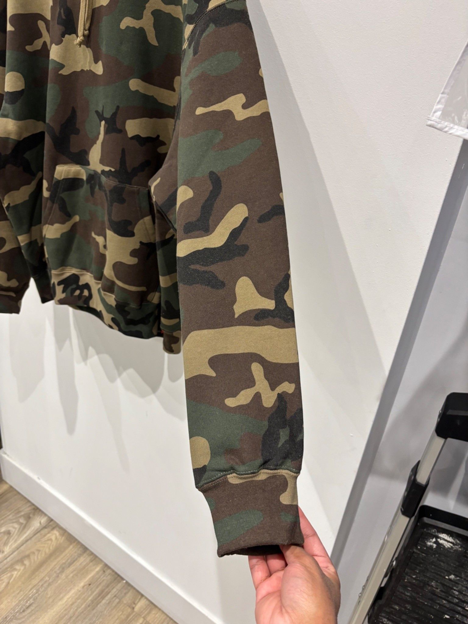 Supreme Supreme Satin Applique Hooded Sweatshirt (SS26) Woodland Cam Size US L / EU 52-54 / 3 - 3 Thumbnail