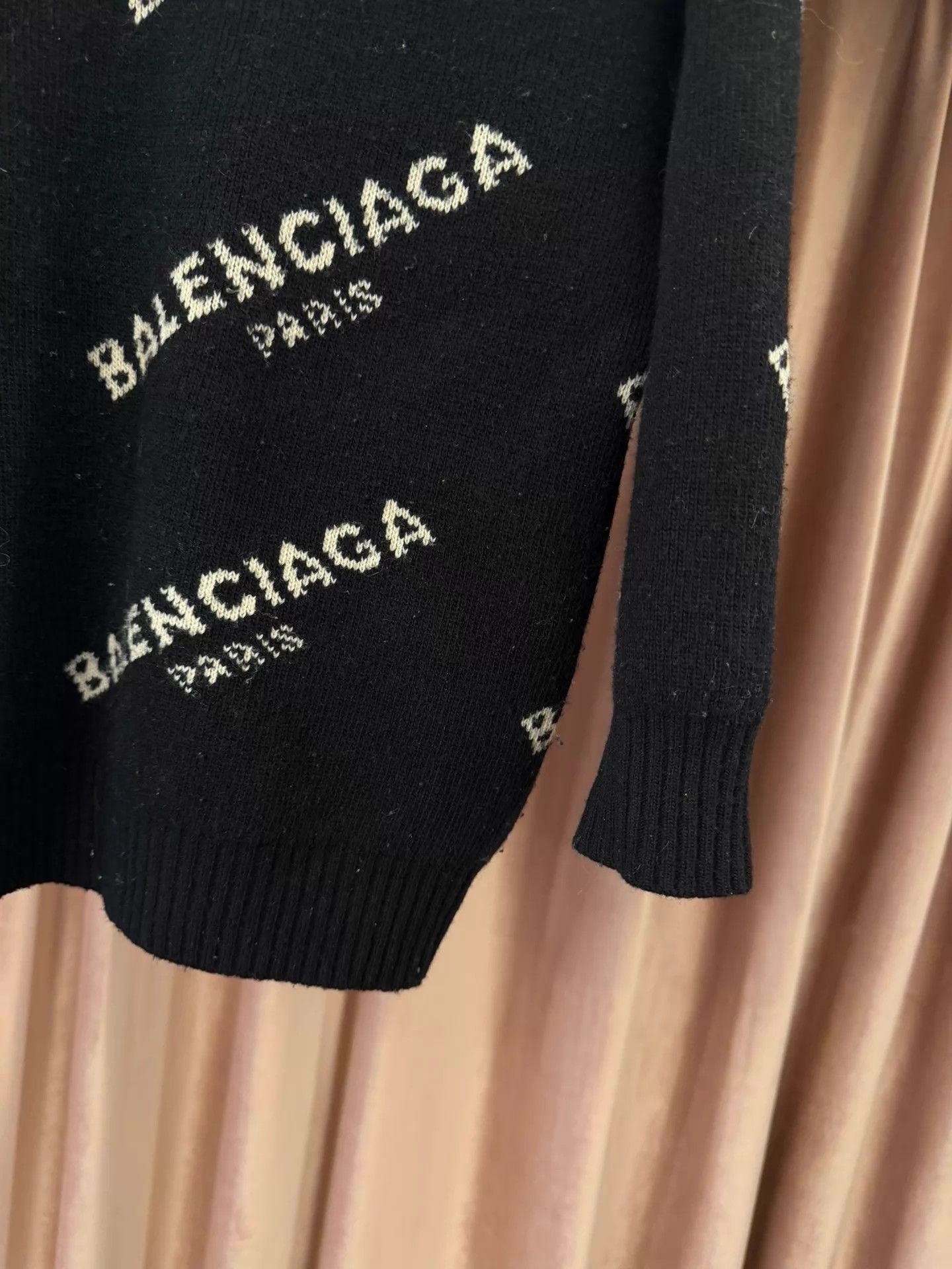 Balenciaga Balenciaga By Demna Black Logo Print Oversized Sweater 34 Size XXS / US 00 / IT 34 - 3 Thumbnail