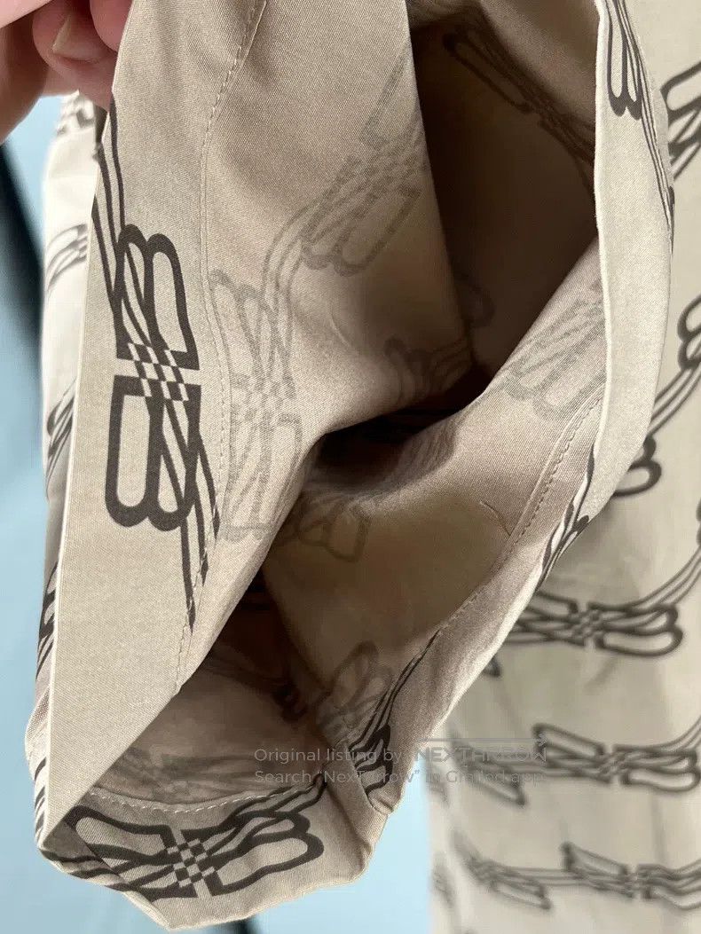 Balenciaga size 37 Men's Khaki Cotton Logo Printed Short S